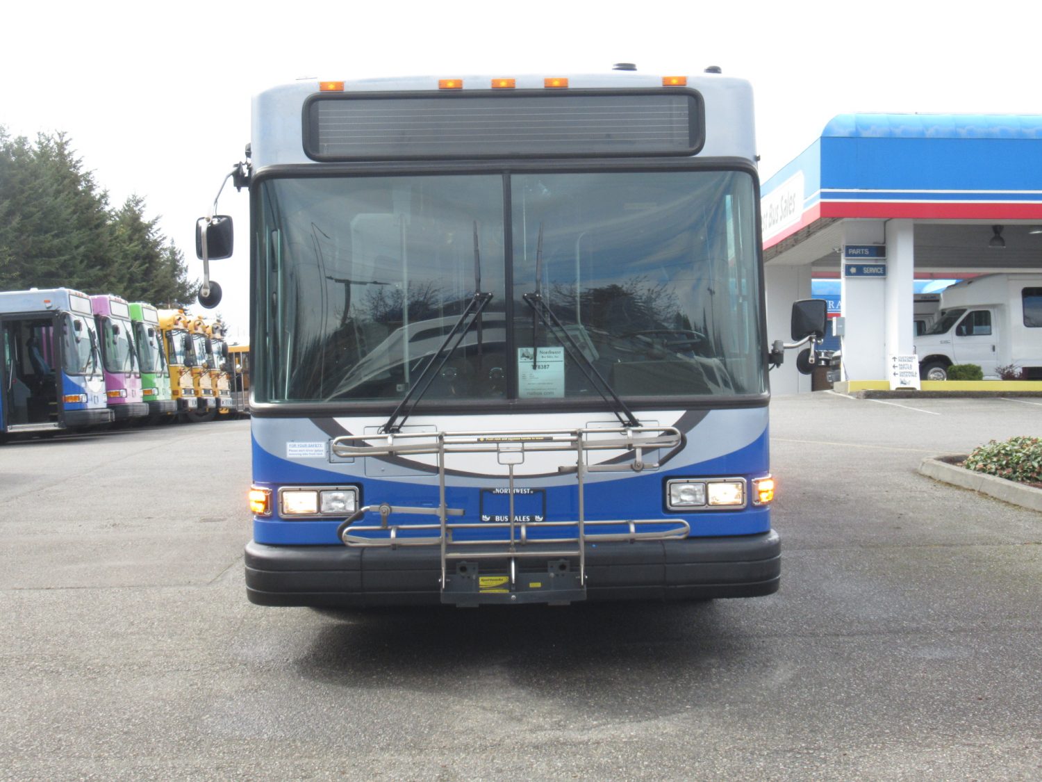 2007 Gillig Low Floor 32 Passenger ADA Transit Bus - T78387 - Image 12
