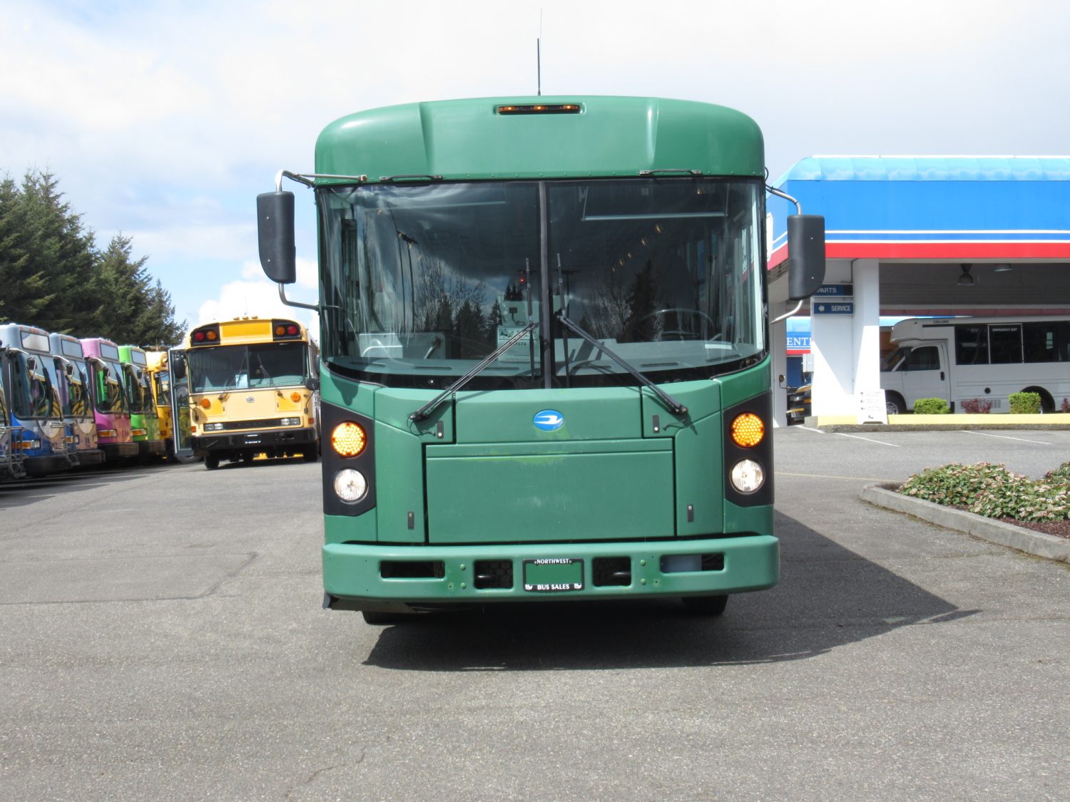 2011 Blue Bird All American 44 Passenger Commercial Bus - B81674 - Image 12