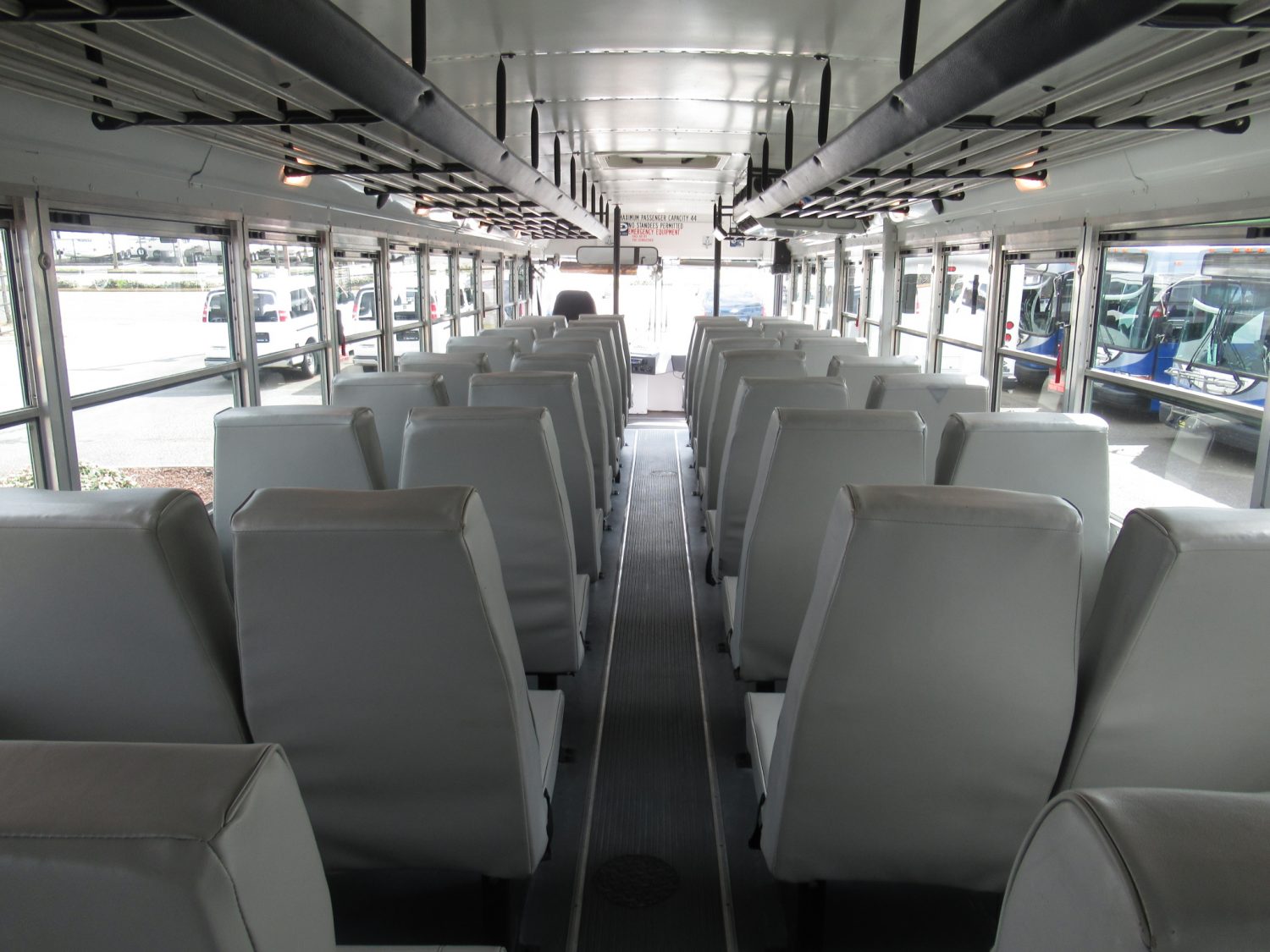 2011 Blue Bird All American 44 Passenger Commercial Bus - B81674 - Image 8
