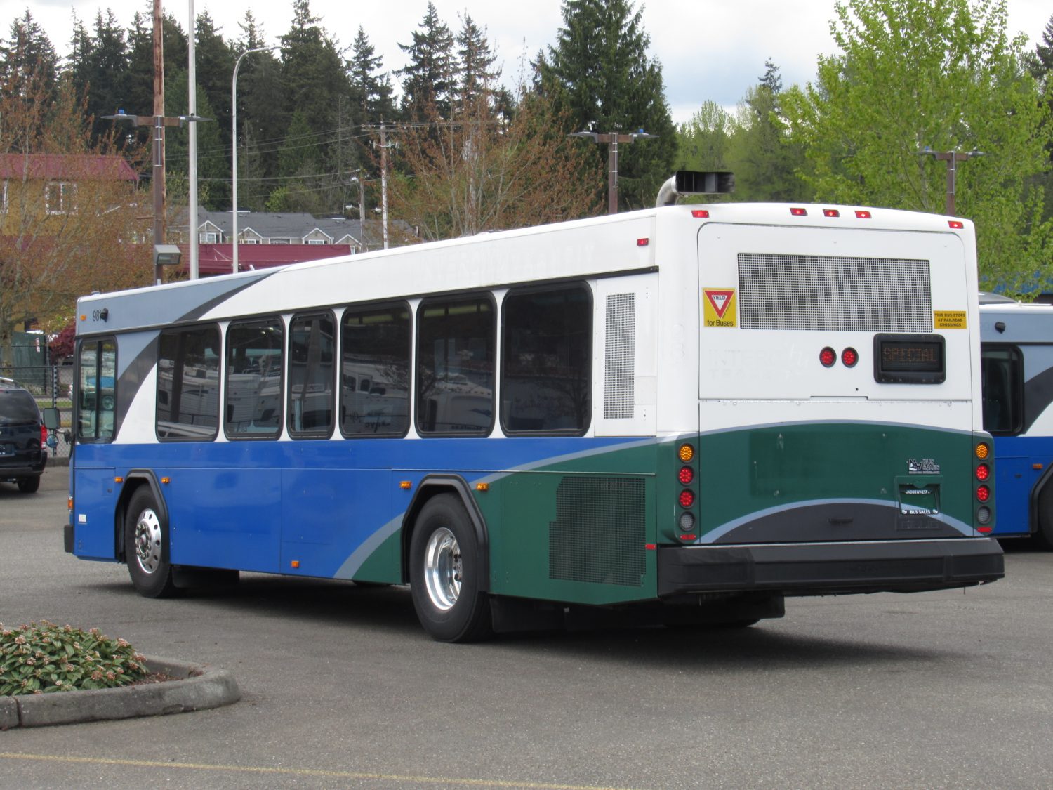 2007 Gillig Low Floor 32 Passenger ADA Transit Bus - T78386 - Image 4