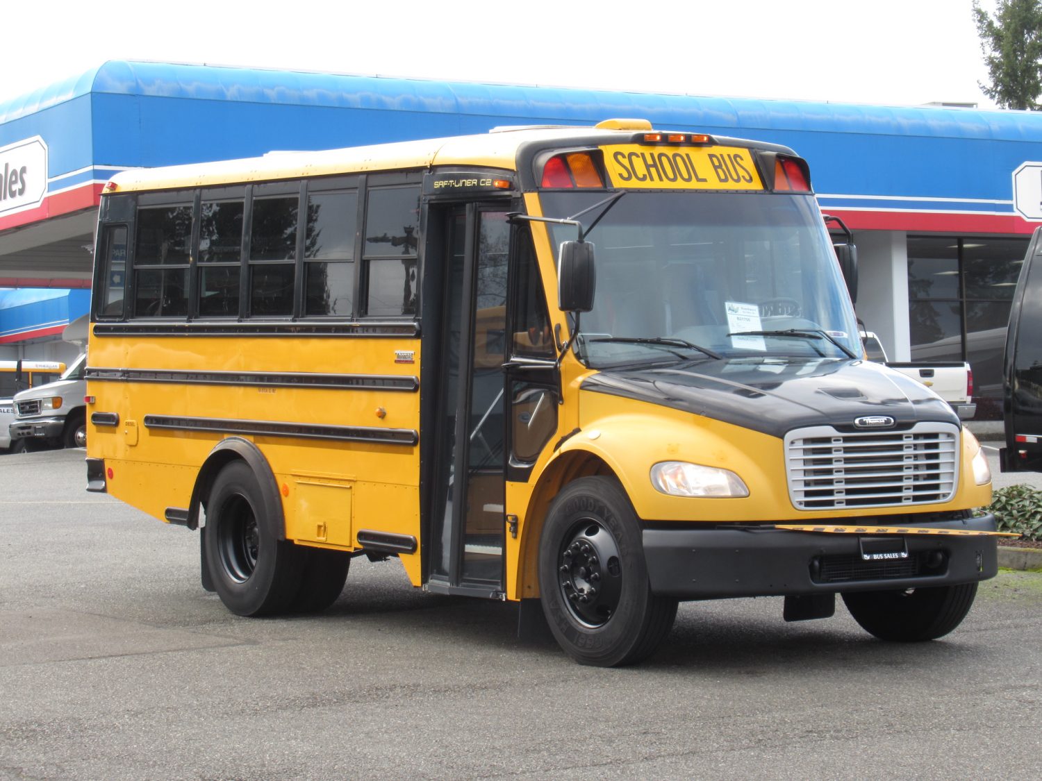 2008 Thomas C2 34 Passenger Short School Bus - B21755