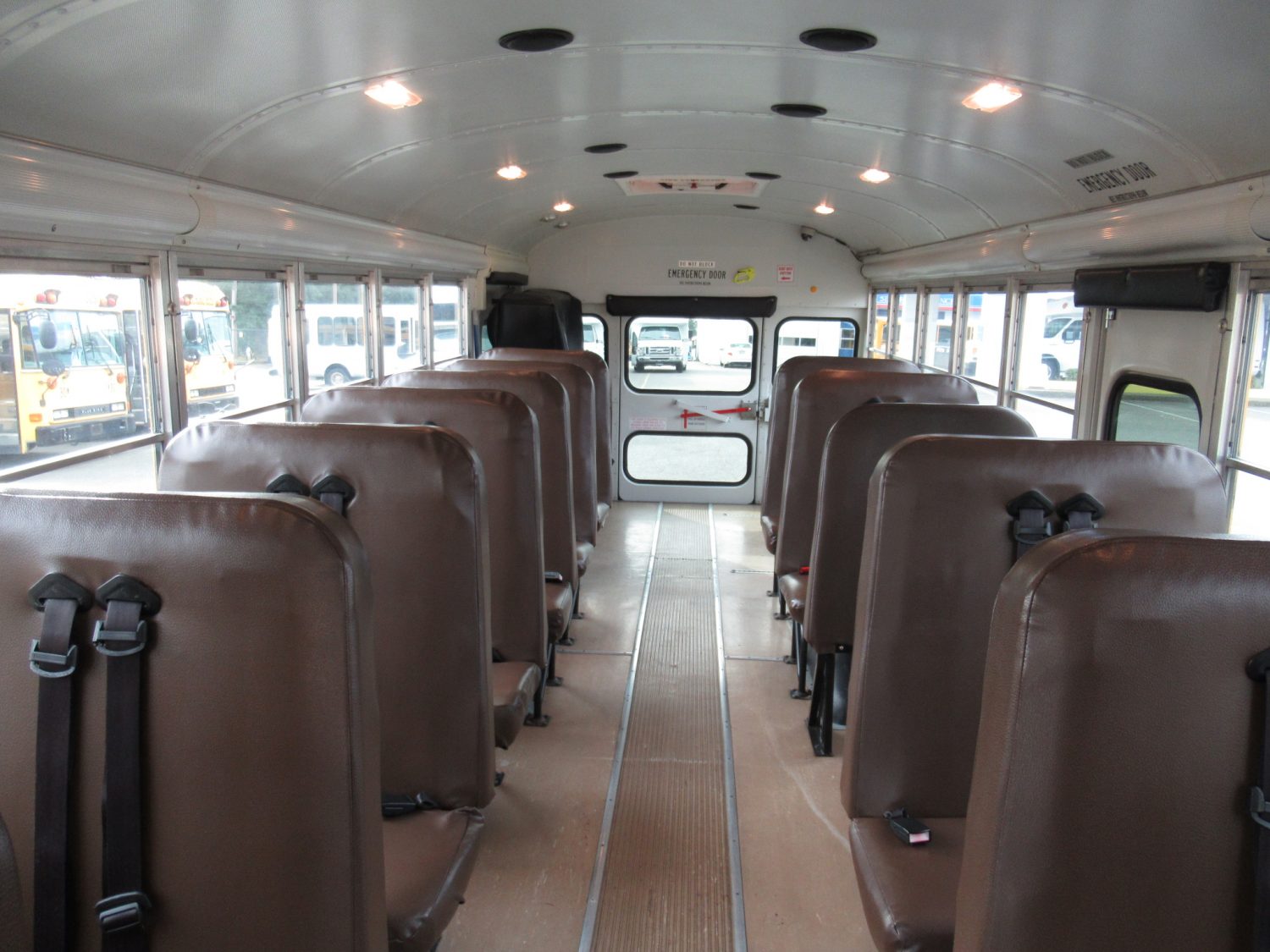 2006 Blue Bird All American 24 Passenger + 1 Wheelchair ADA Short School Bus - B33318 - Image 6