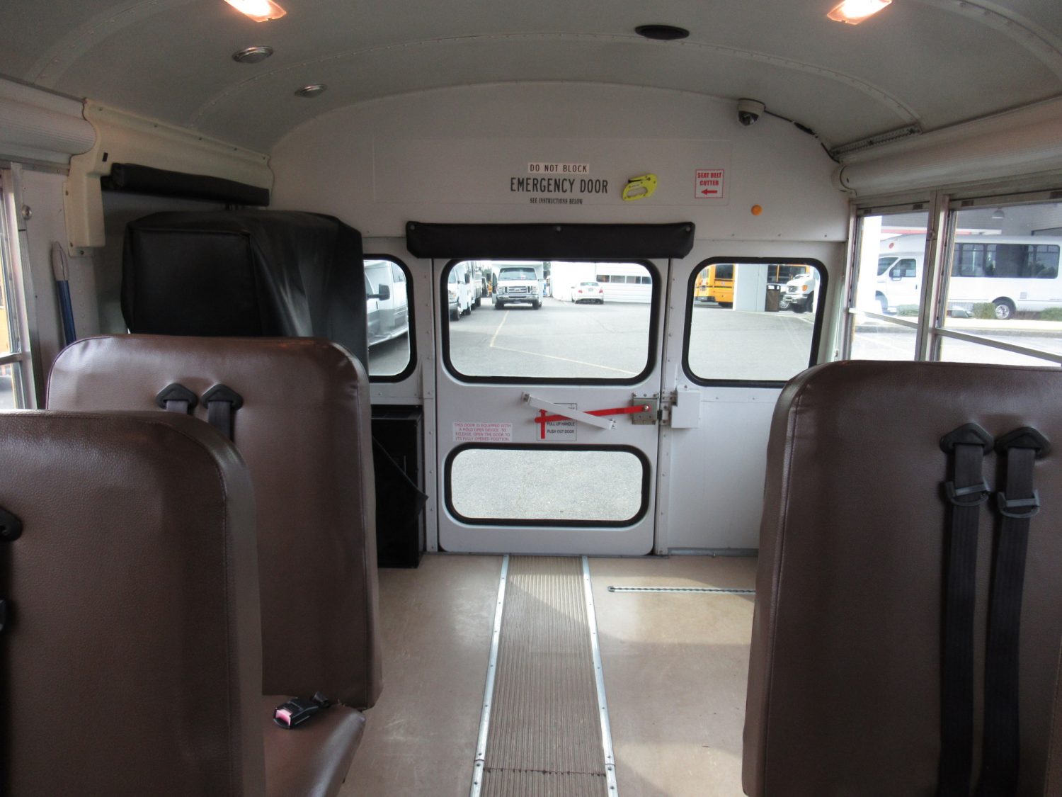 2006 Blue Bird All American 24 Passenger + 1 Wheelchair ADA Short School Bus - B33318 - Image 7