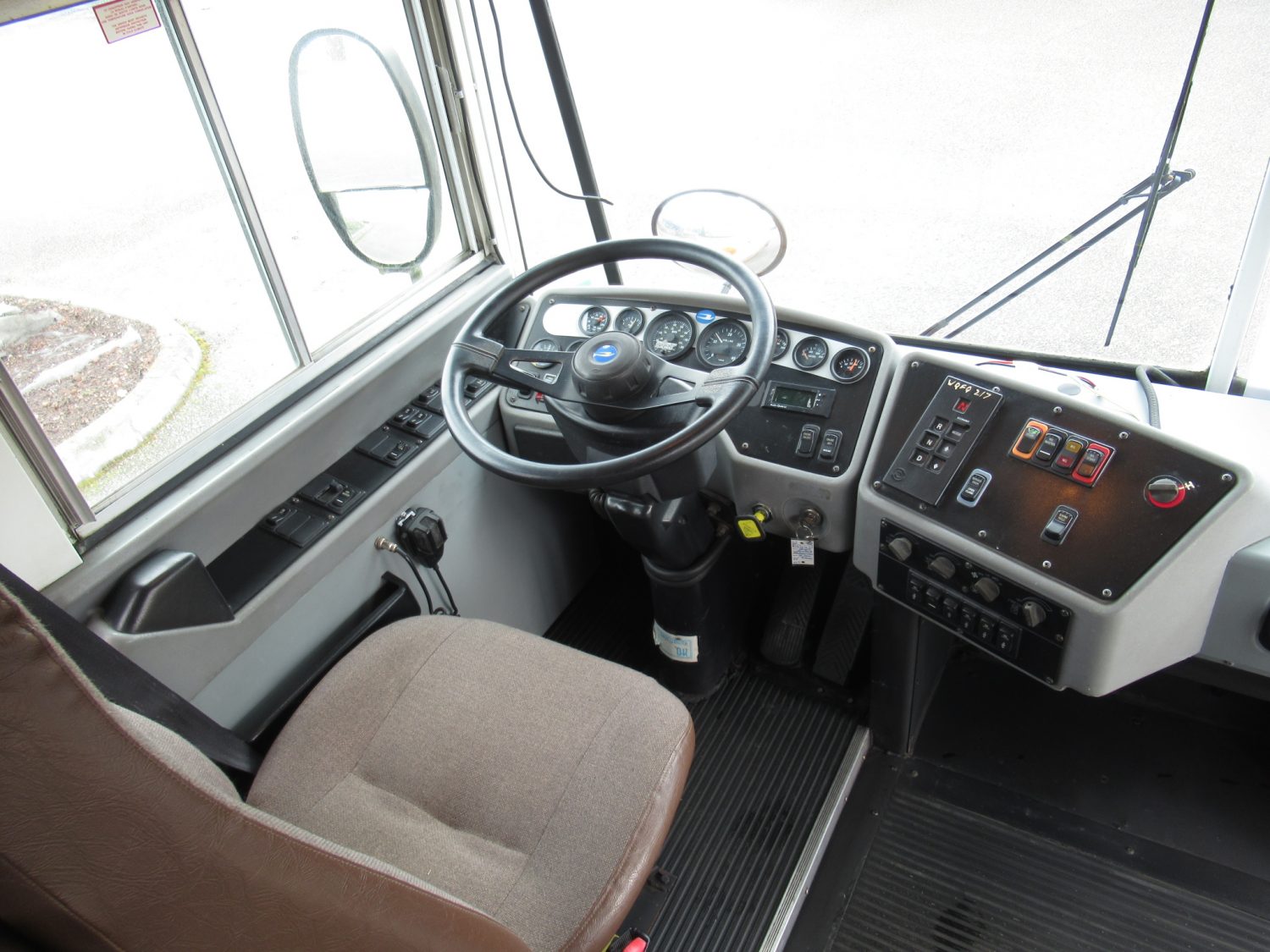 2003 Blue Bird All American 84 Passenger School Bus - B07268 - Image 5