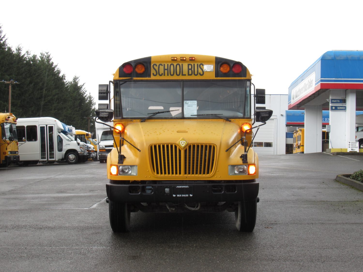 2003 International CE 77 Passenger School Bus - B58101 - Image 12
