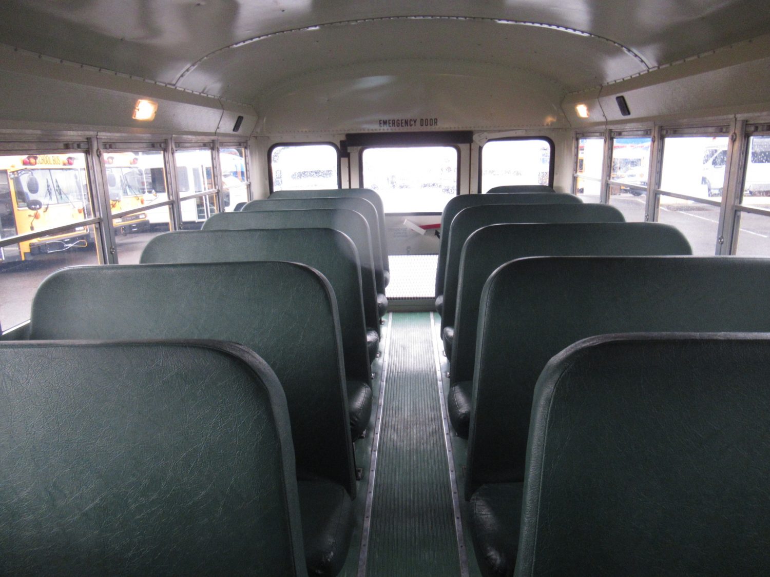 2003 International CE 77 Passenger School Bus - B58101 - Image 7