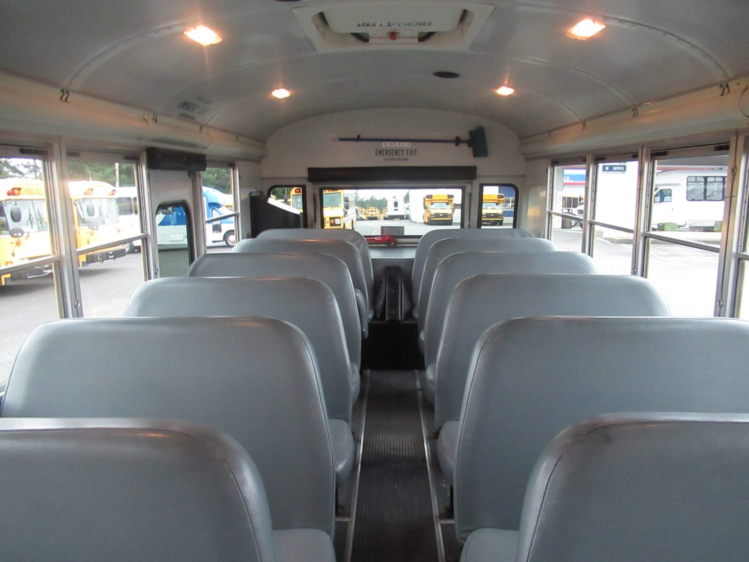 2007 Bluebird All American 84 Passenger School Bus - B38882 - Image 7