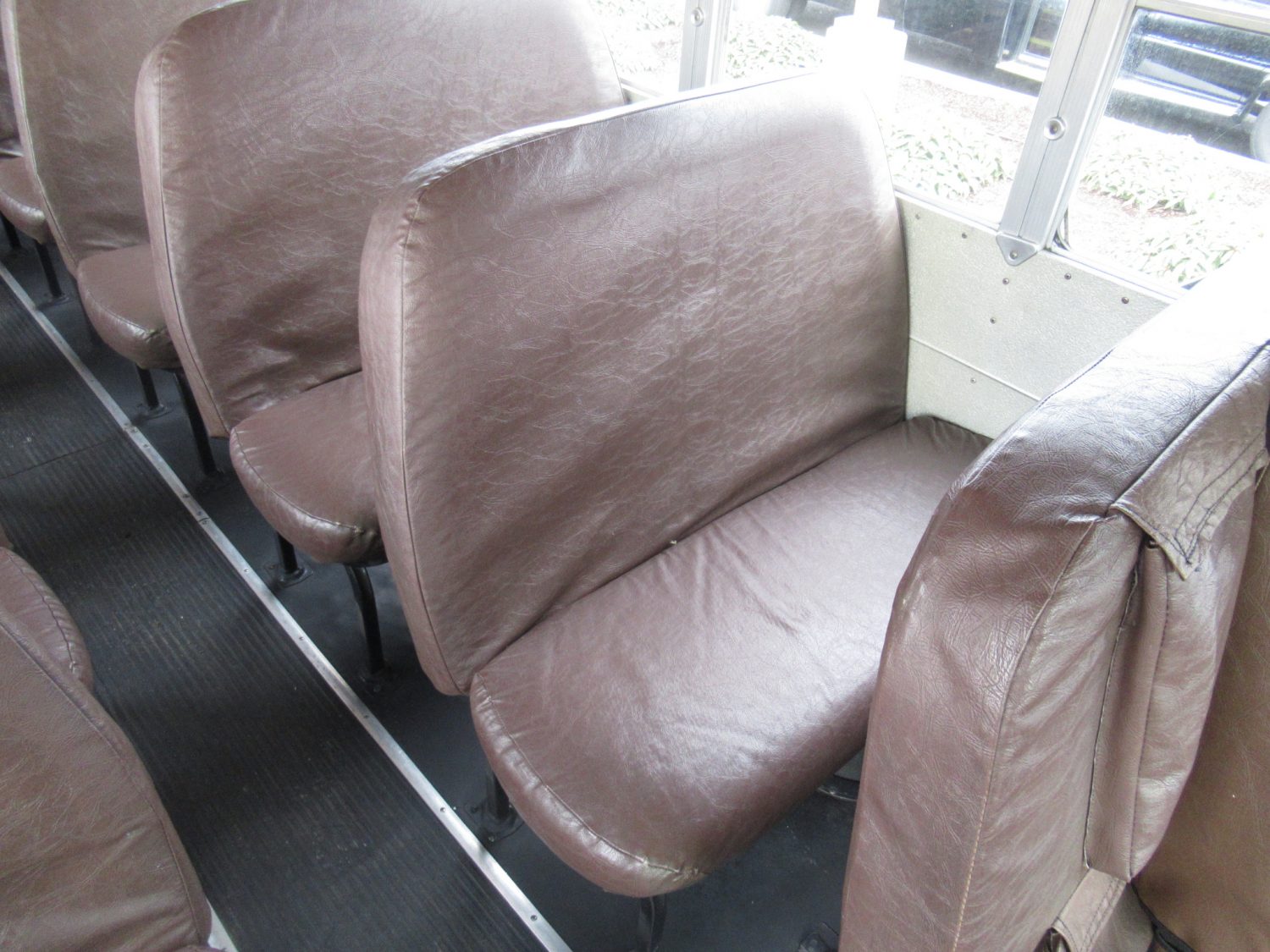 2003 Blue Bird All American 81 Passenger School Bus - B13150 - Image 9