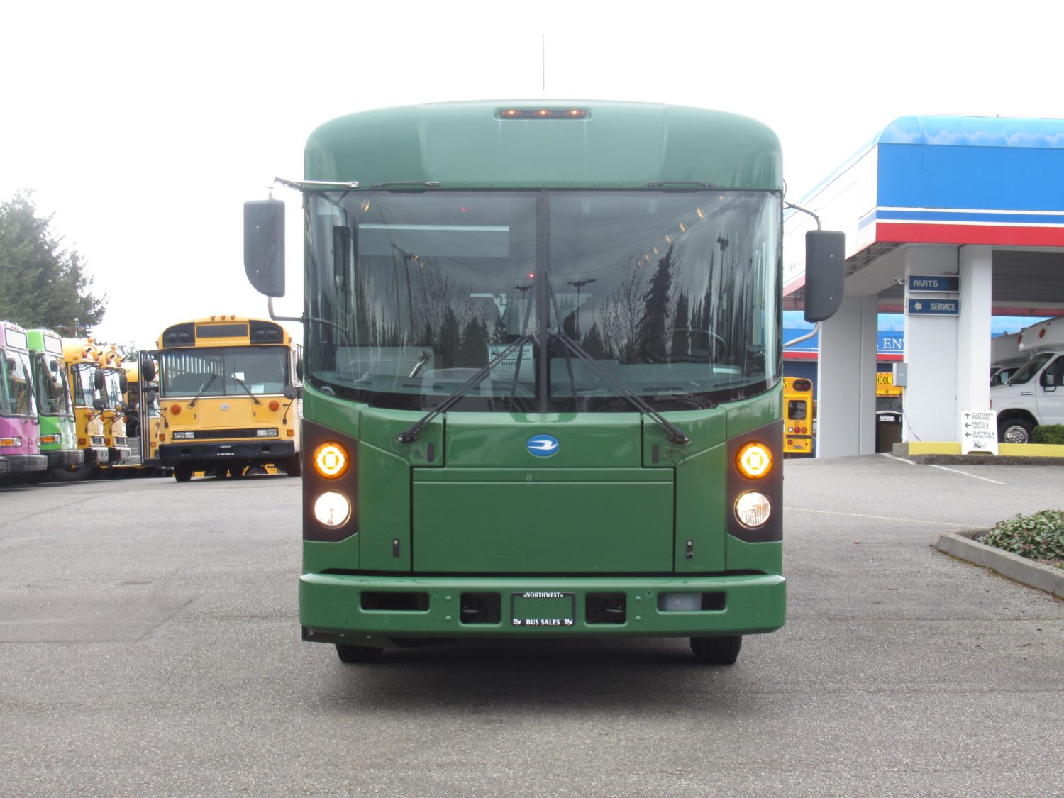2011 Blue Bird All American 44 Passenger Commercial Bus - B81673 - Image 12