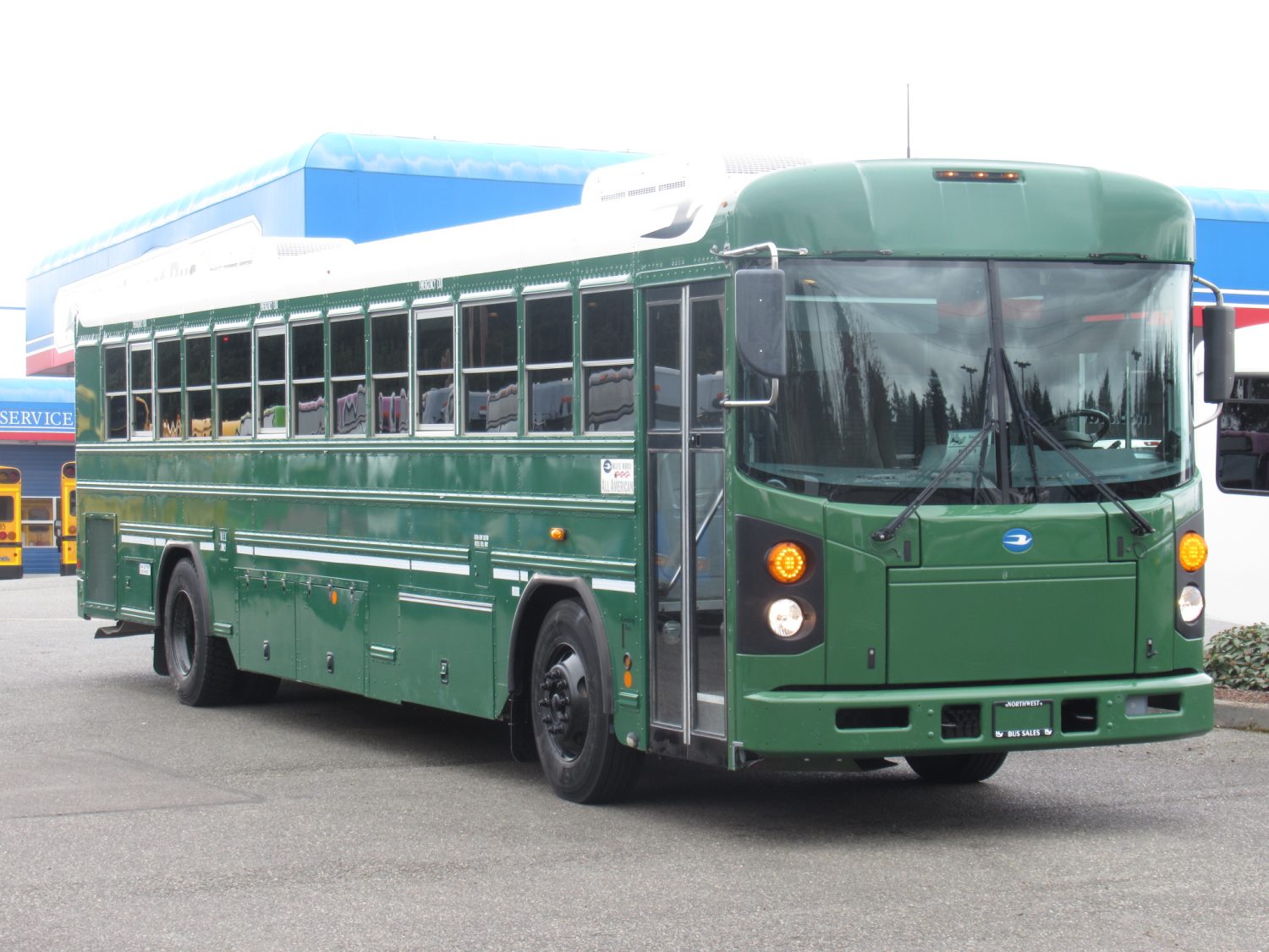 2011 Blue Bird All American 44 Passenger Commercial Bus - B81673