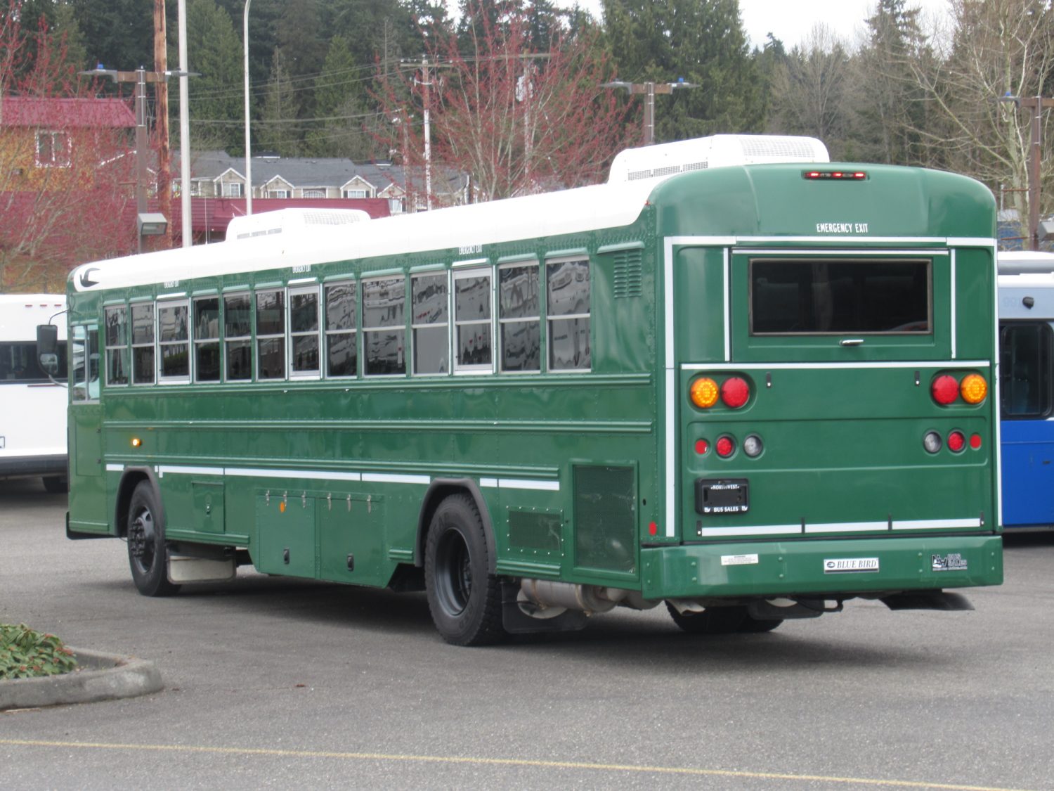 2011 Blue Bird All American 44 Passenger Commercial Bus - B81673 - Image 4
