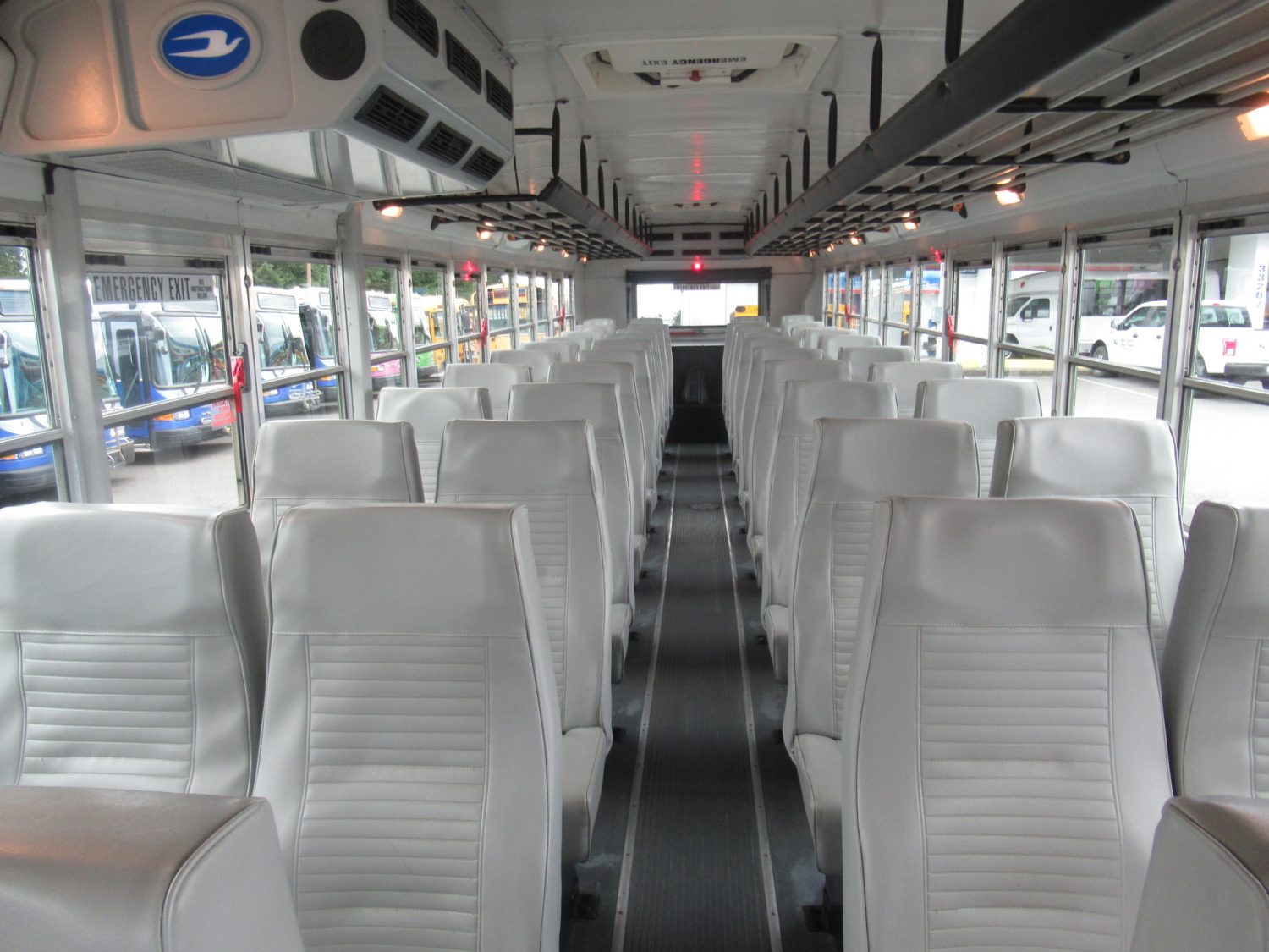 2011 Blue Bird All American 44 Passenger Commercial Bus - B81673 - Image 6