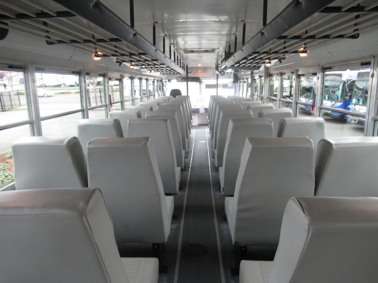 2011 Blue Bird All American 44 Passenger Commercial Bus - B81673 - Image 8