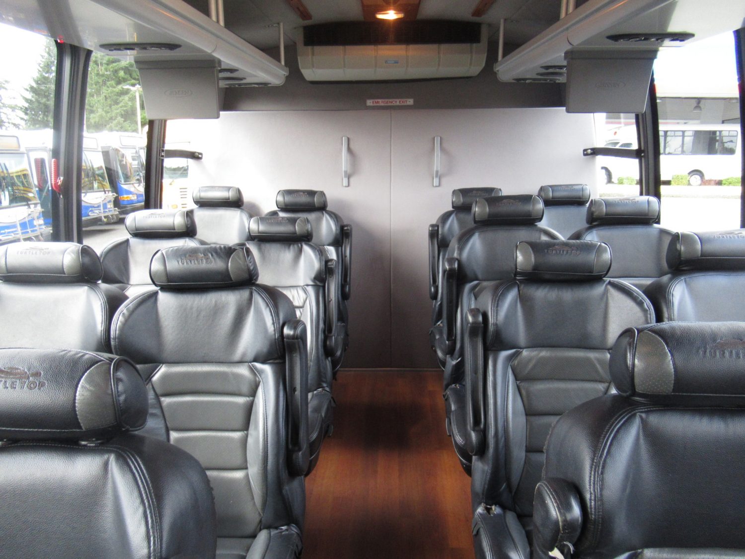 2012 Ford F550 Turtle Top Odyssey XL 29 Passenger + Rear Luggage Shuttle Bus - S26587 - Image 7