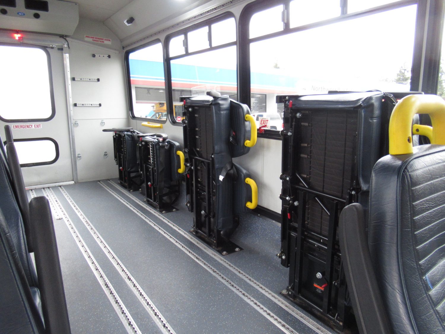 2016 Chevrolet Glaval Titan II 14 Passenger Shuttle Bus - S37976 - Image 8