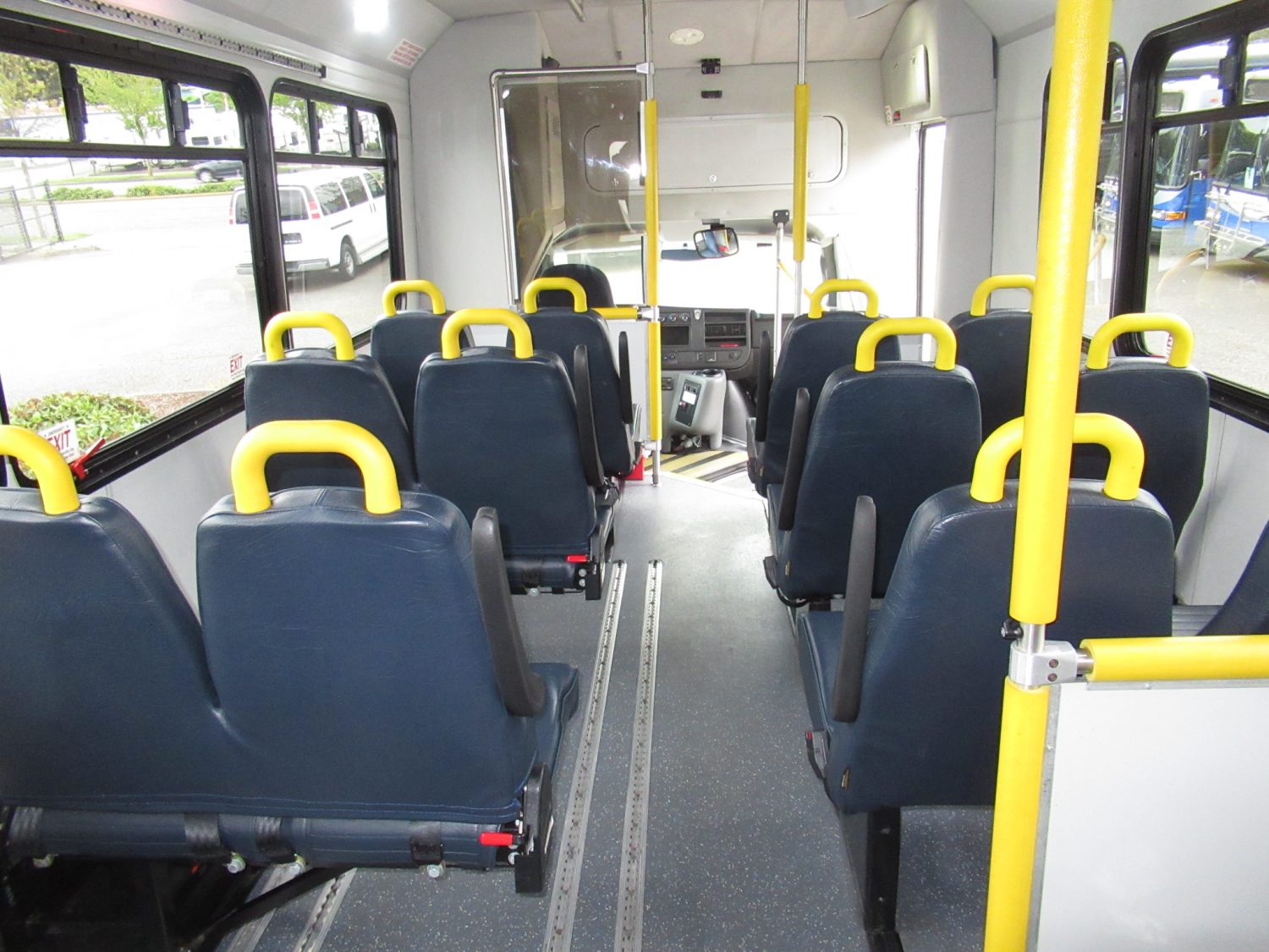 2016 Chevrolet Glaval Titan II 14 Passenger Shuttle Bus - S37976 - Image 9