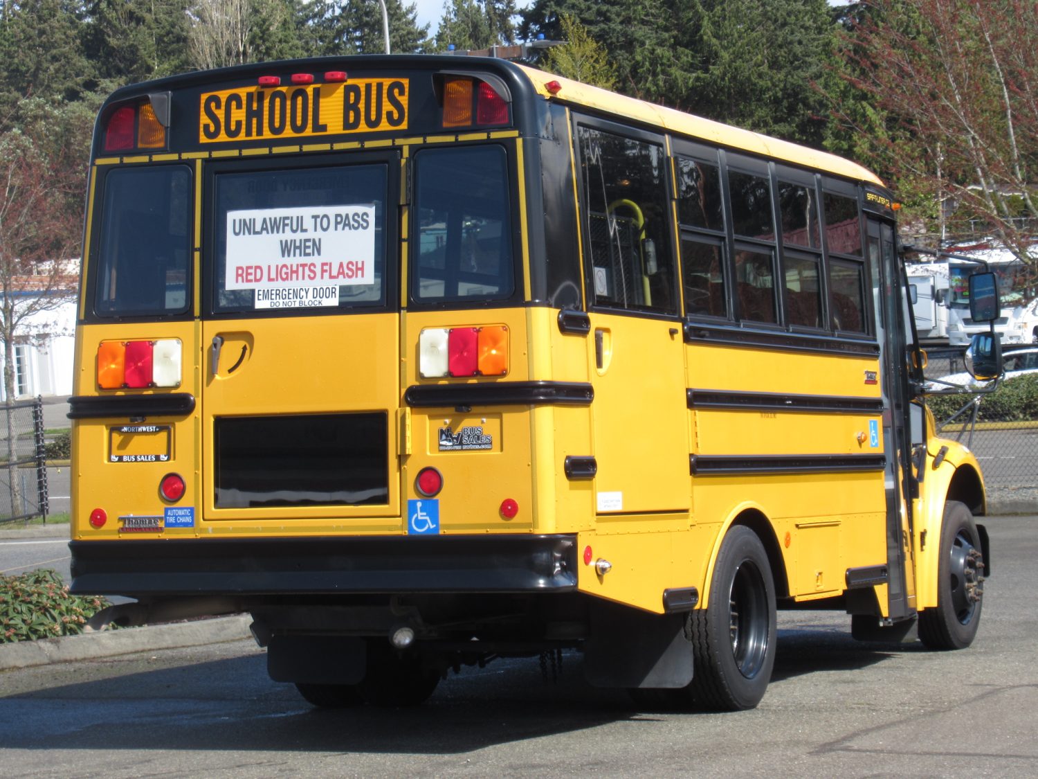 2008 Thomas C2 12+2 Passenger ADA Short School Bus - B08915 - Image 3