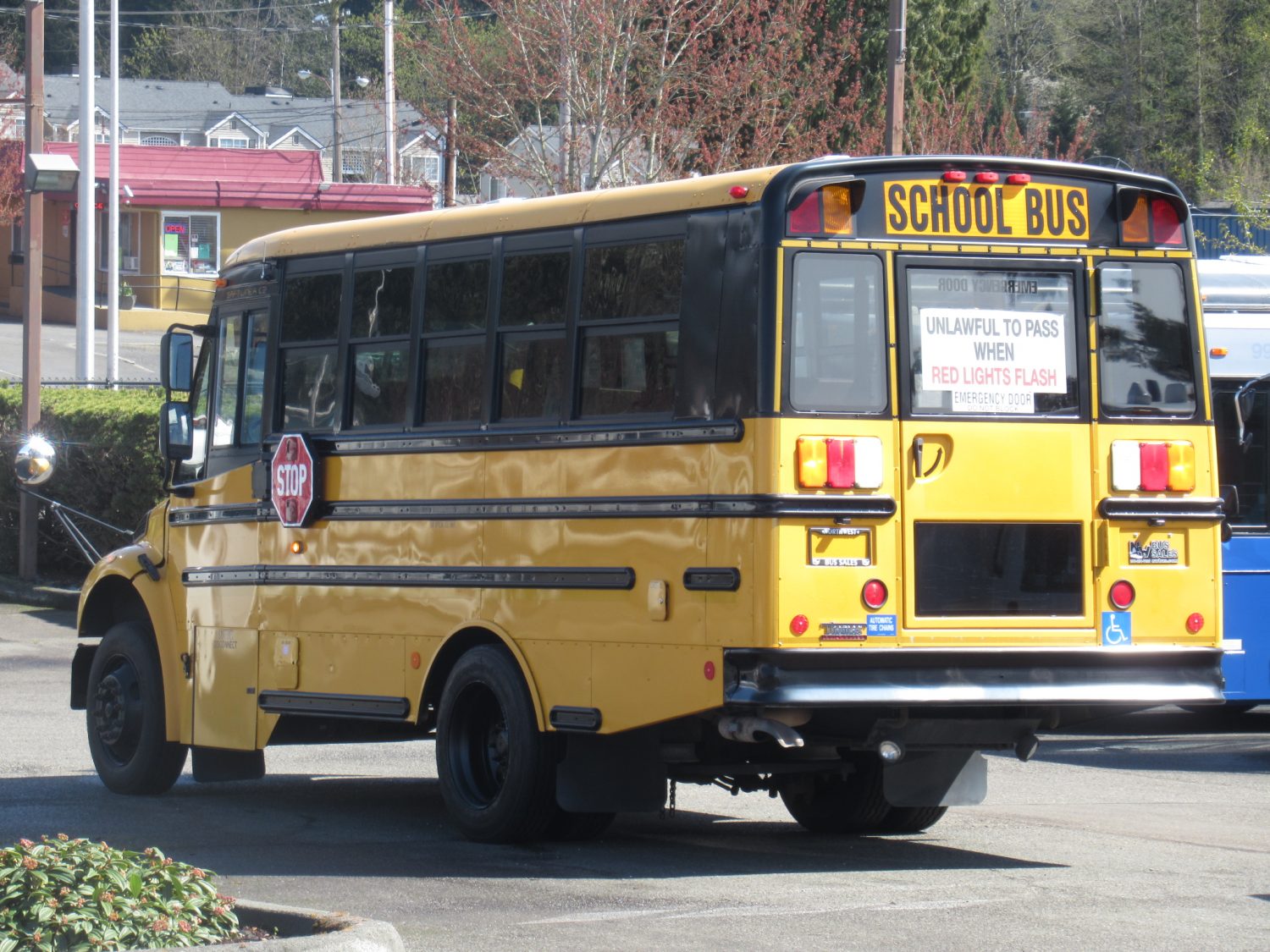 2008 Thomas C2 12+2 Passenger ADA Short School Bus - B08915 - Image 4