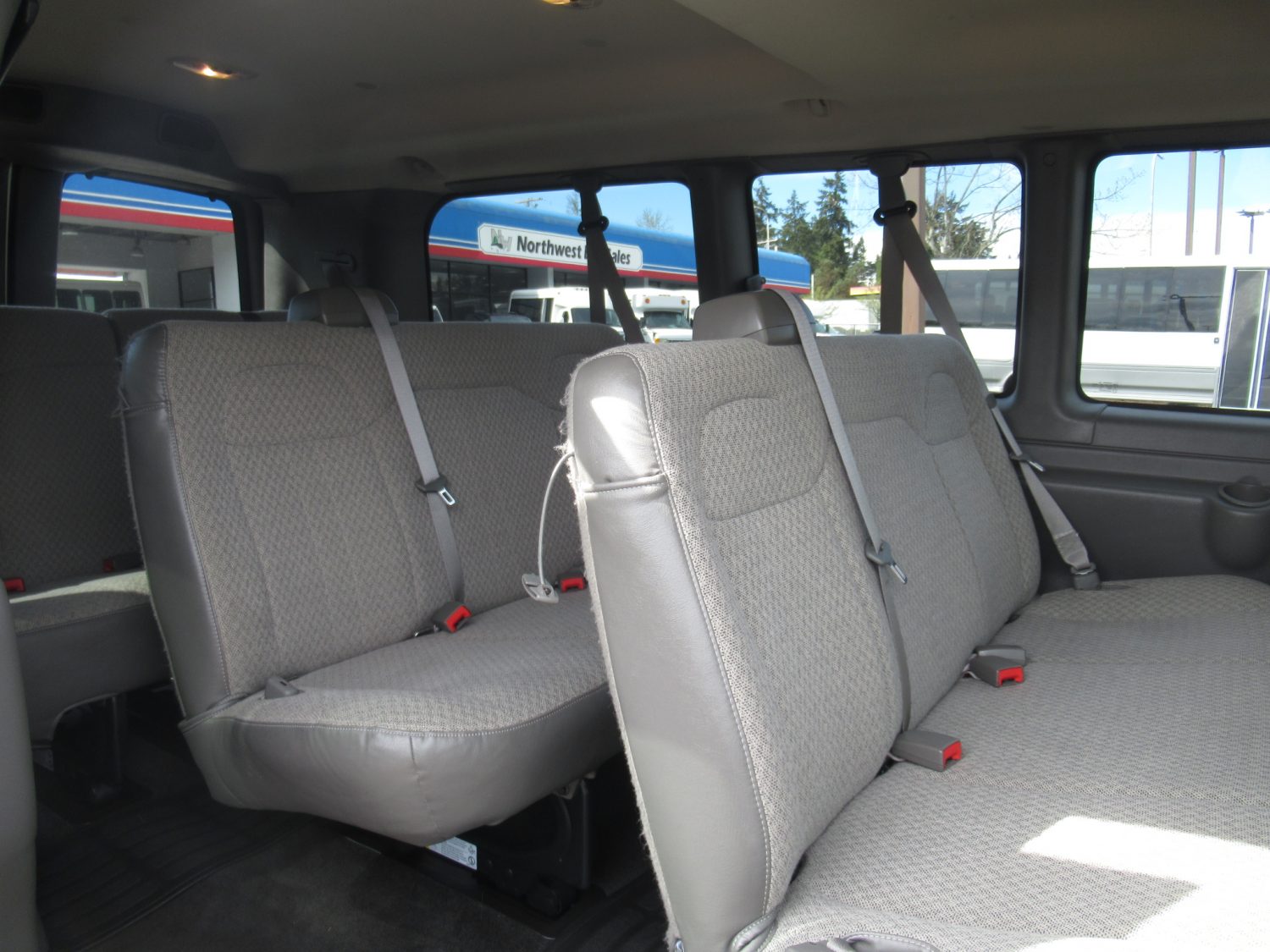 2014 Chevrolet Express 3500 LT 11 Passenger Van - S11171 - Image 6