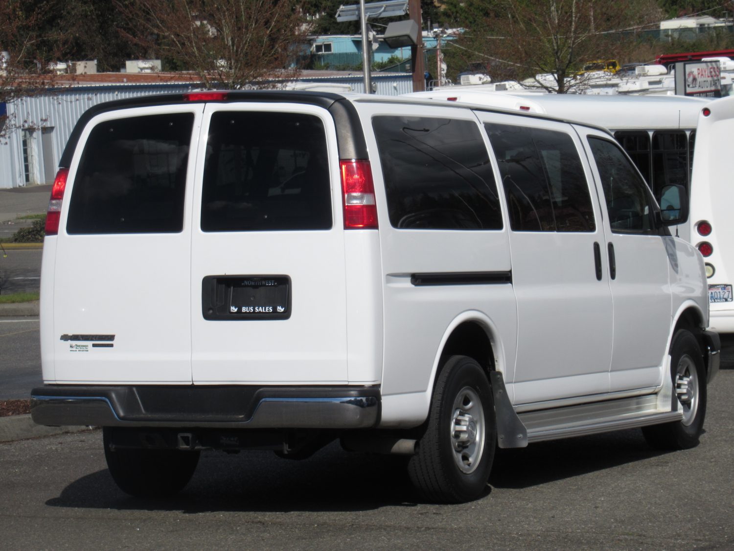 2016 Chevrolet Express 2500 LS 11 Passenger Van - S10374 - Image 3