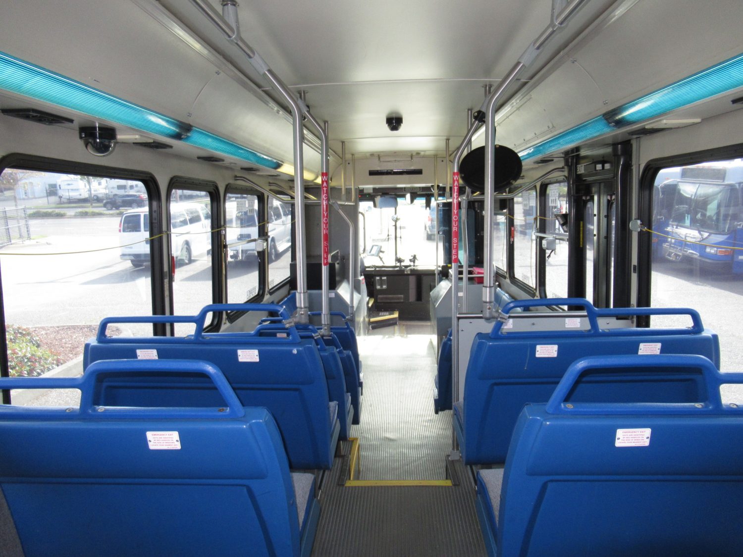 2007 Gillig Low Floor 32 Passenger ADA Transit Bus - T78385 - Image 8