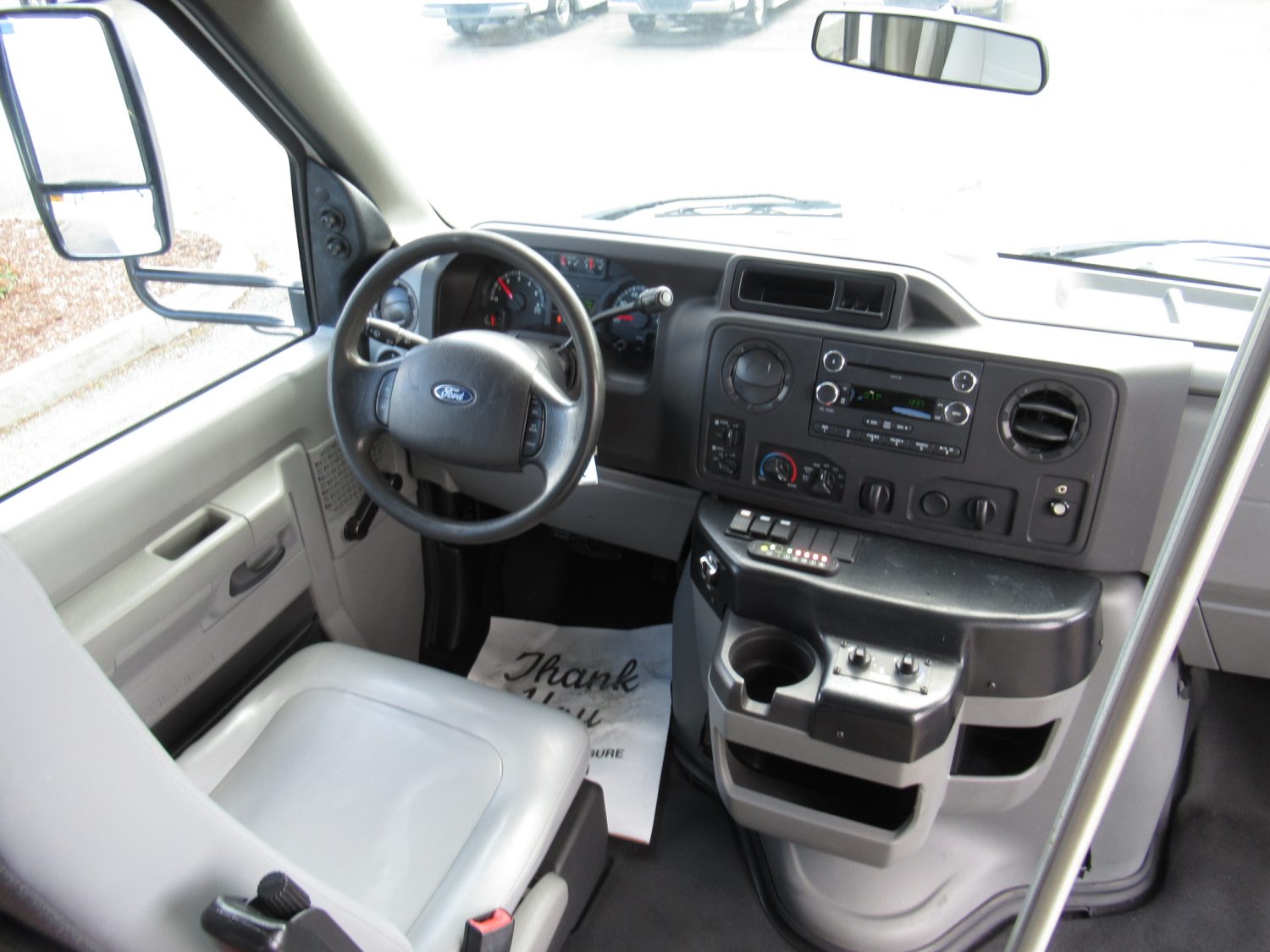 2013 Ford Elkhart ECII 14 Passenger ADA Shuttle Bus - S95249 - Image 5