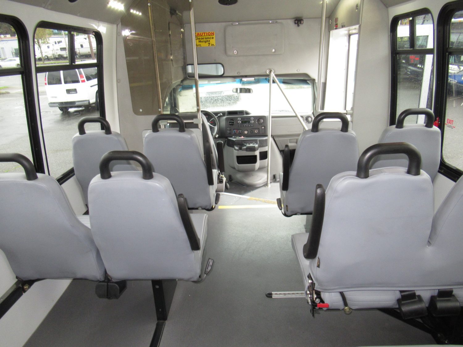 2013 Ford Elkhart ECII 14 Passenger ADA Shuttle Bus - S95253 - Image 8