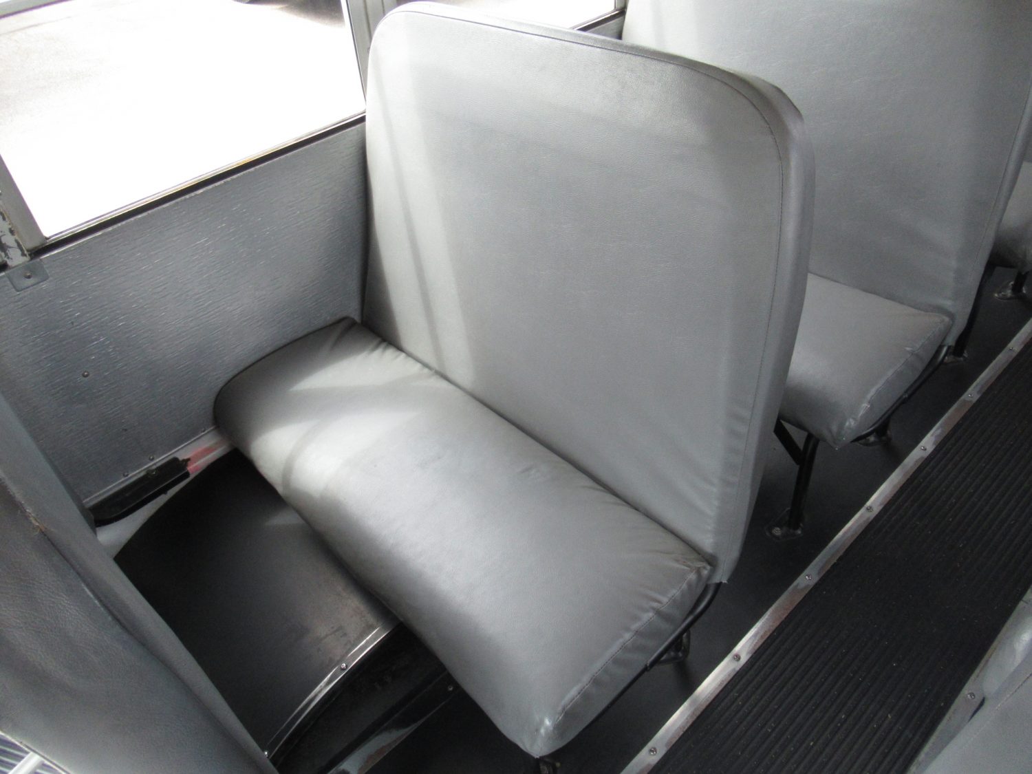 2007 Thomas Saf-T-Liner 80 Passenger School Bus - B79767 - Image 9