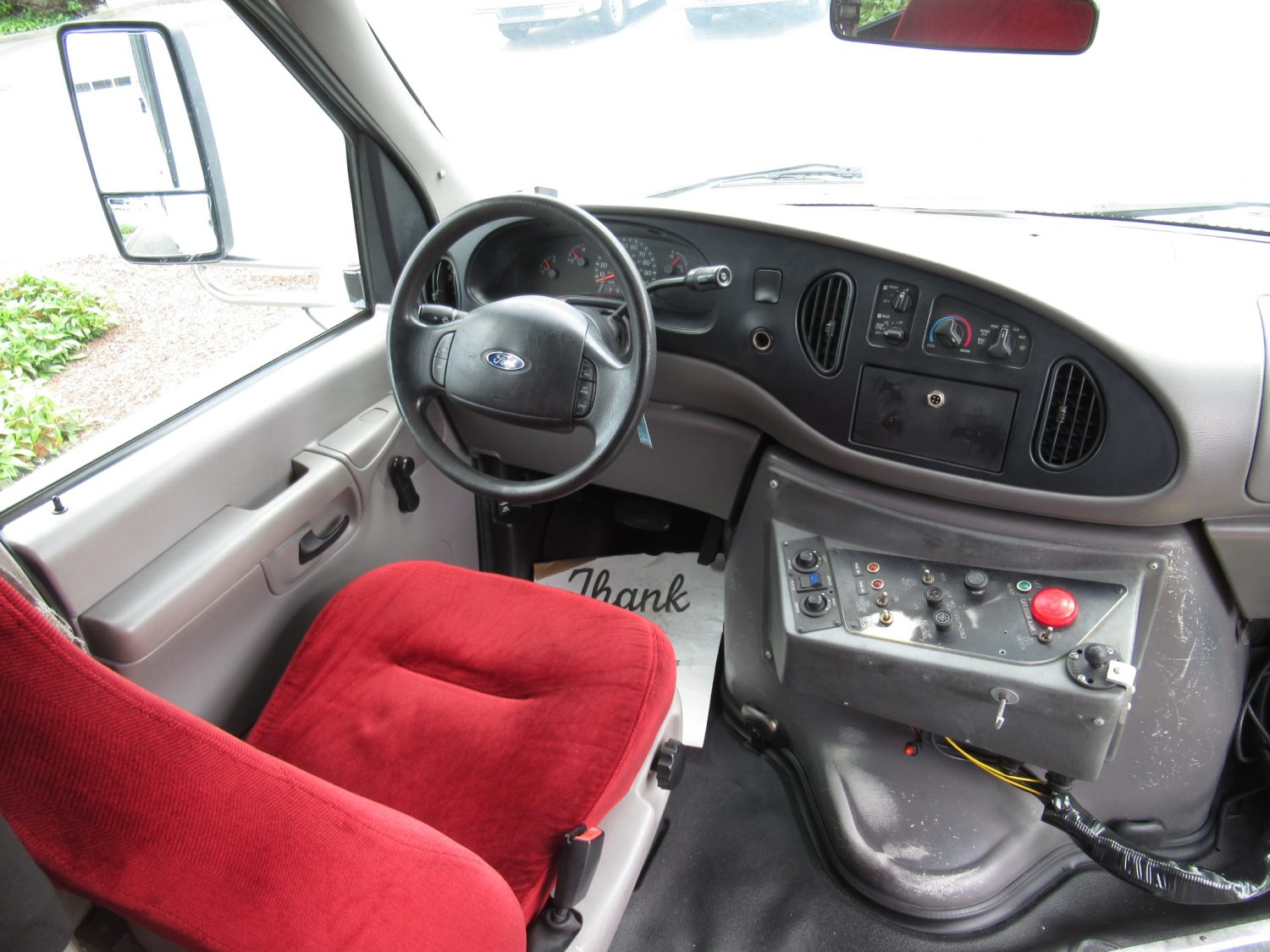 2002 Ford Eldorado Aerotech 22 ADA Shuttle Bus - S75782 - Image 5