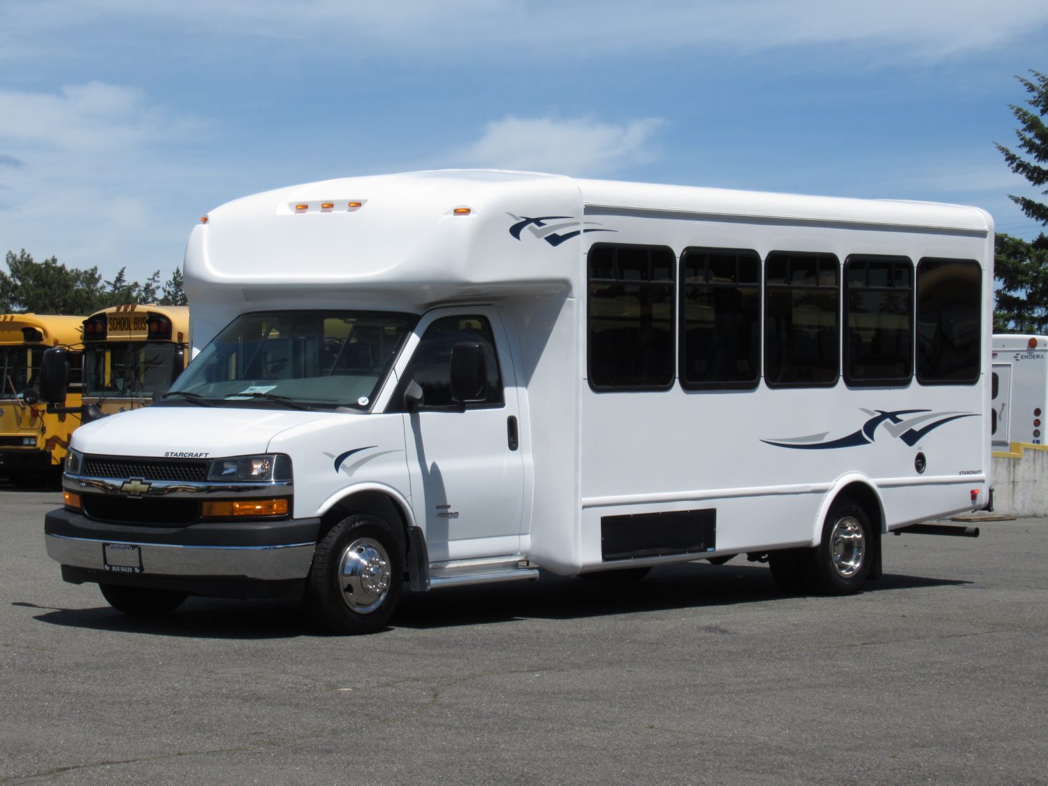 2020 Chevrolet Starcraft Allstar 25 Passenger Shuttle Bus - S07039 - Image 2