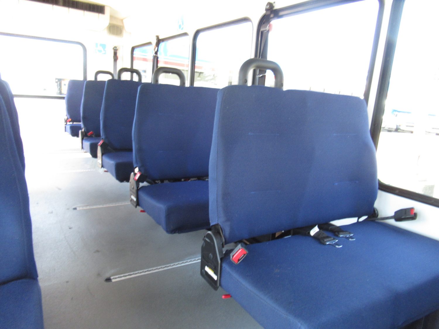 2013 Ford Starcraft Allstar 18 Passenger ADA Shuttle Bus - S25228 - Image 7