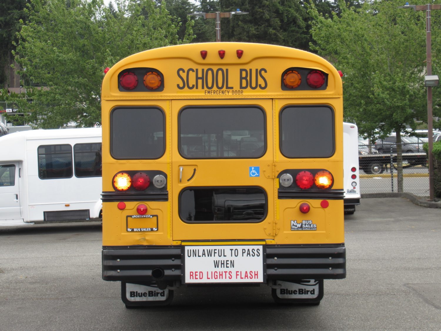 2003 Blue Bird TC-2000 Handy Bus Short School Bus - B07026 - Image 11