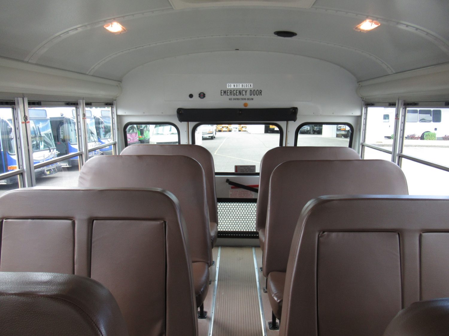 2009 Blue Bird All American 48 Passenger Short School Bus - B56638 - Image 7