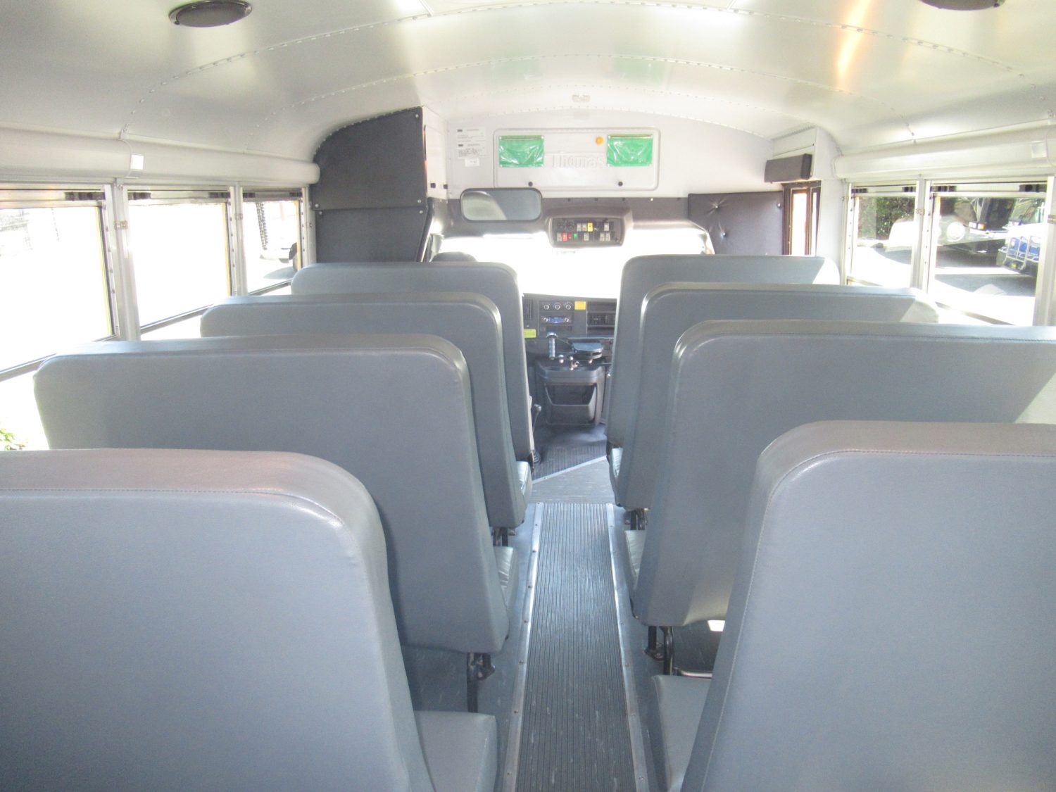 2010 Chevrolet Thomas 4x4 26 Passenger 4 Wheel Drive School Bus - B58264 - Image 9