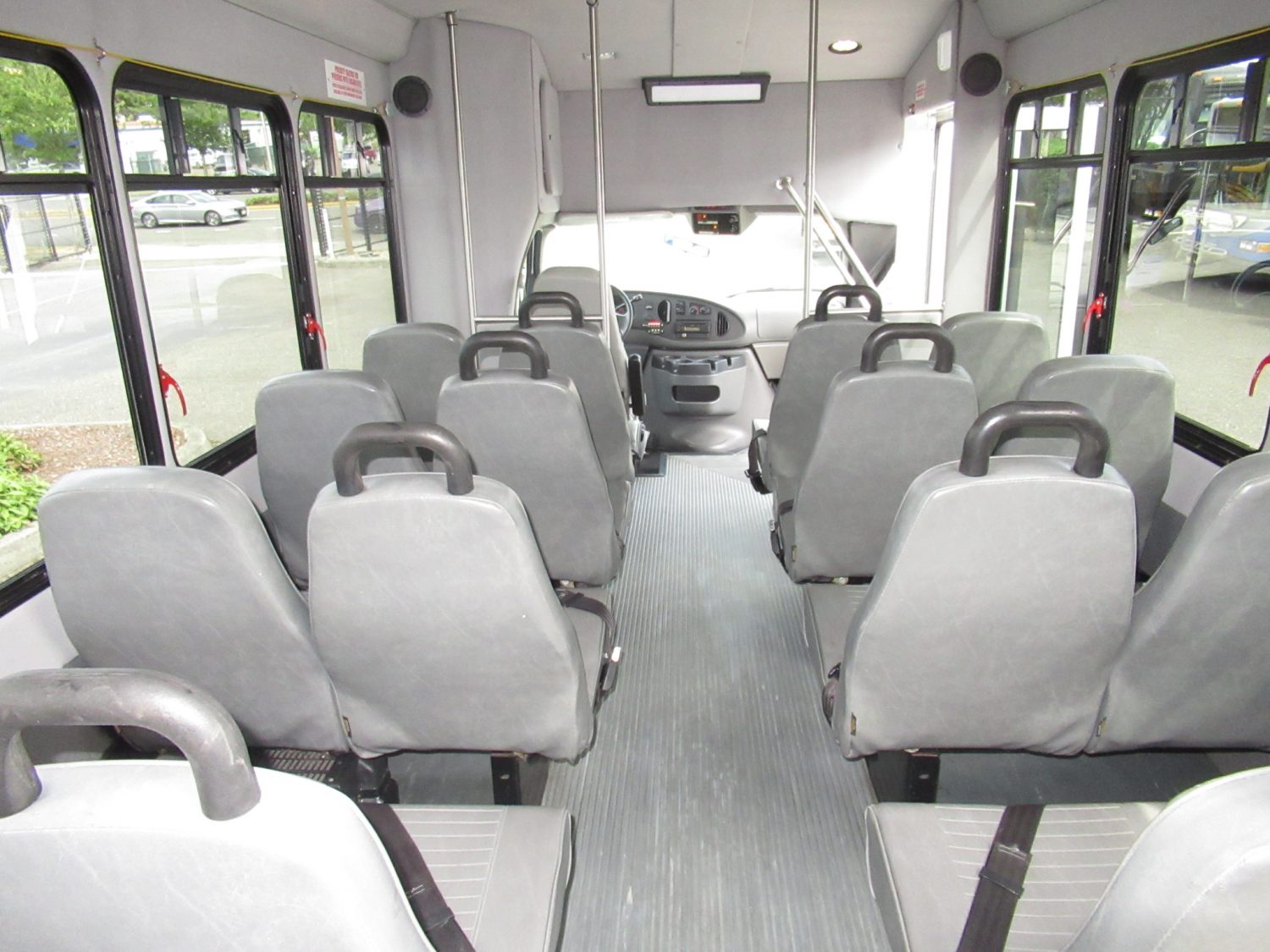 2008 Ford Starcraft Allstar 20 Passenger ADA Shuttle Bus - S29403 - Image 9