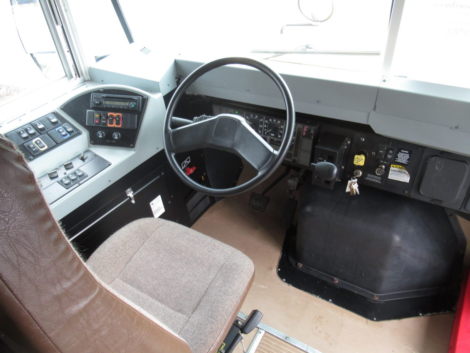 2004 International Blue Bird Conventional 72 Passenger School Bus - B73703 - Image 5