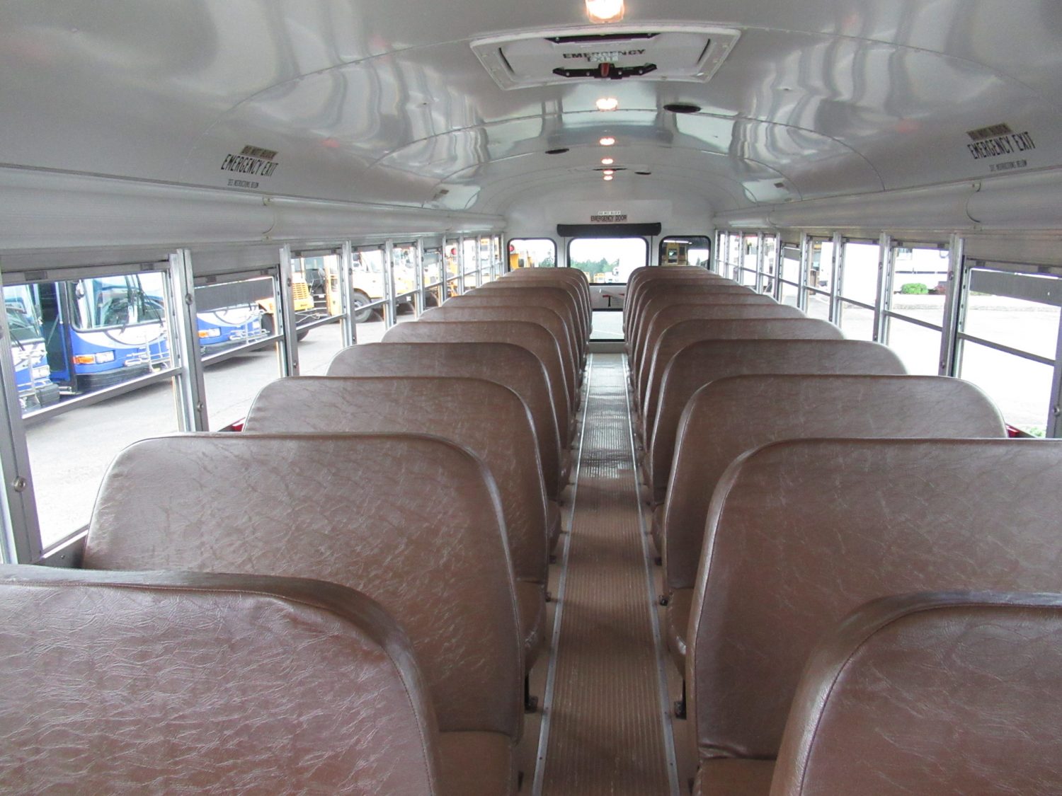 2004 International Blue Bird Conventional 72 Passenger School Bus - B73703 - Image 6