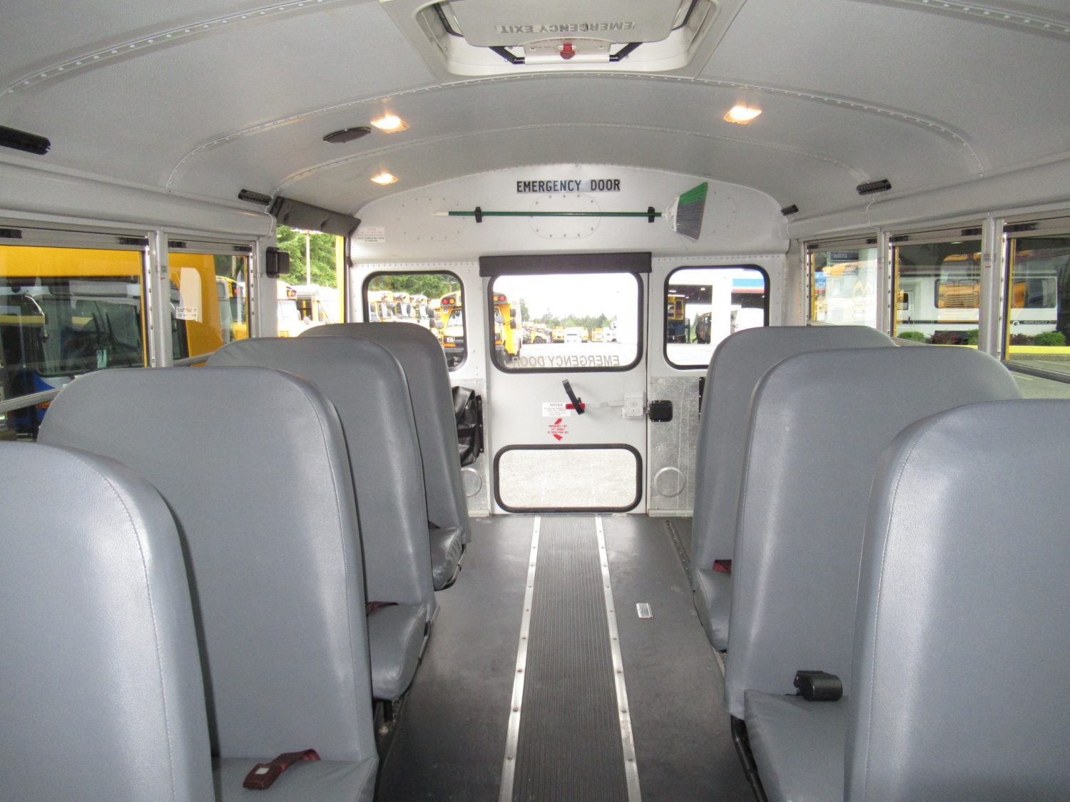2009 GMC Thomas 14+1 ADA Type-A School Bus - B37898 - Image 9