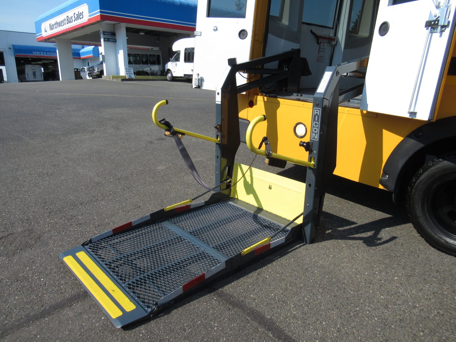 2006 Chevrolet Girardin 12 Passenger + 1 Wheelchair Type-A School Bus - B50662 - Image 10