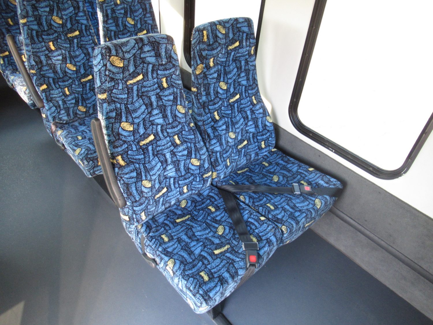 2013 Ford Starcraft Xpress 14 Passenger Shuttle Bus - S44679 - Image 9