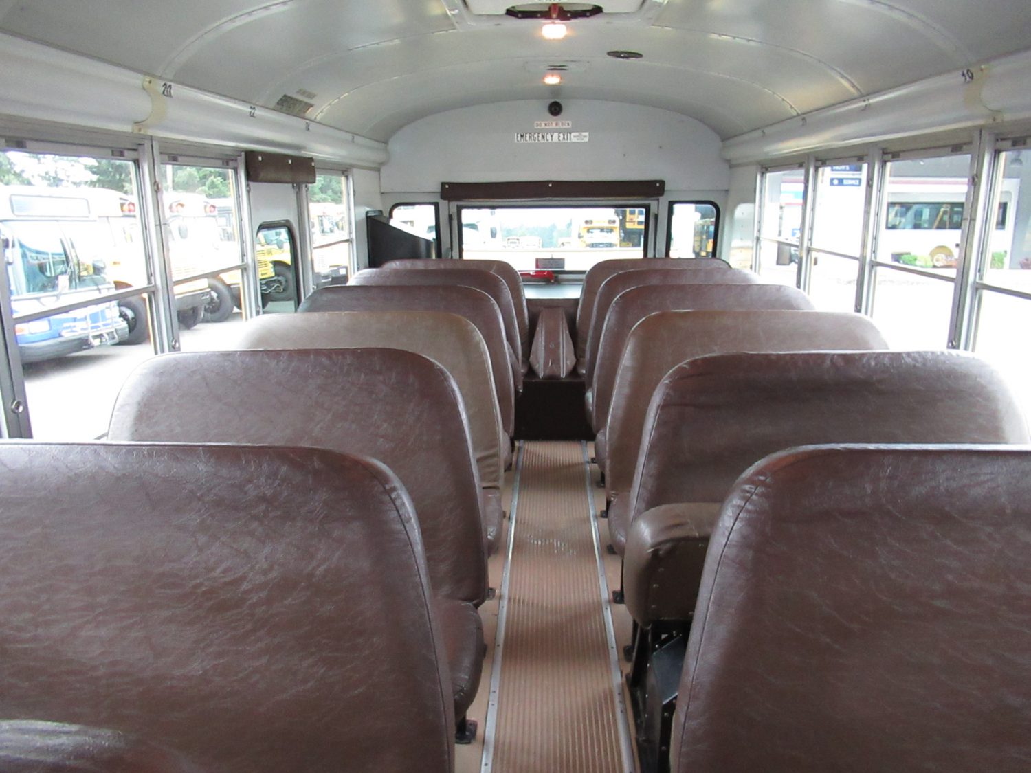2005 Blue Bird All American 78 Passenger School Bus - B22923 - Image 7