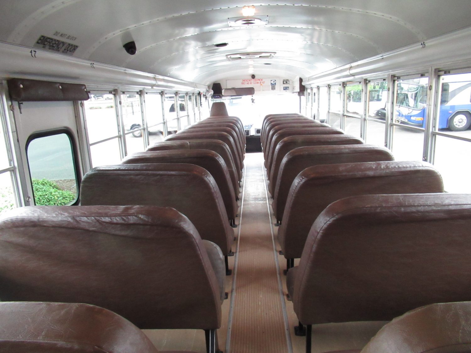 2005 Blue Bird All American 78 Passenger School Bus - B22923 - Image 8