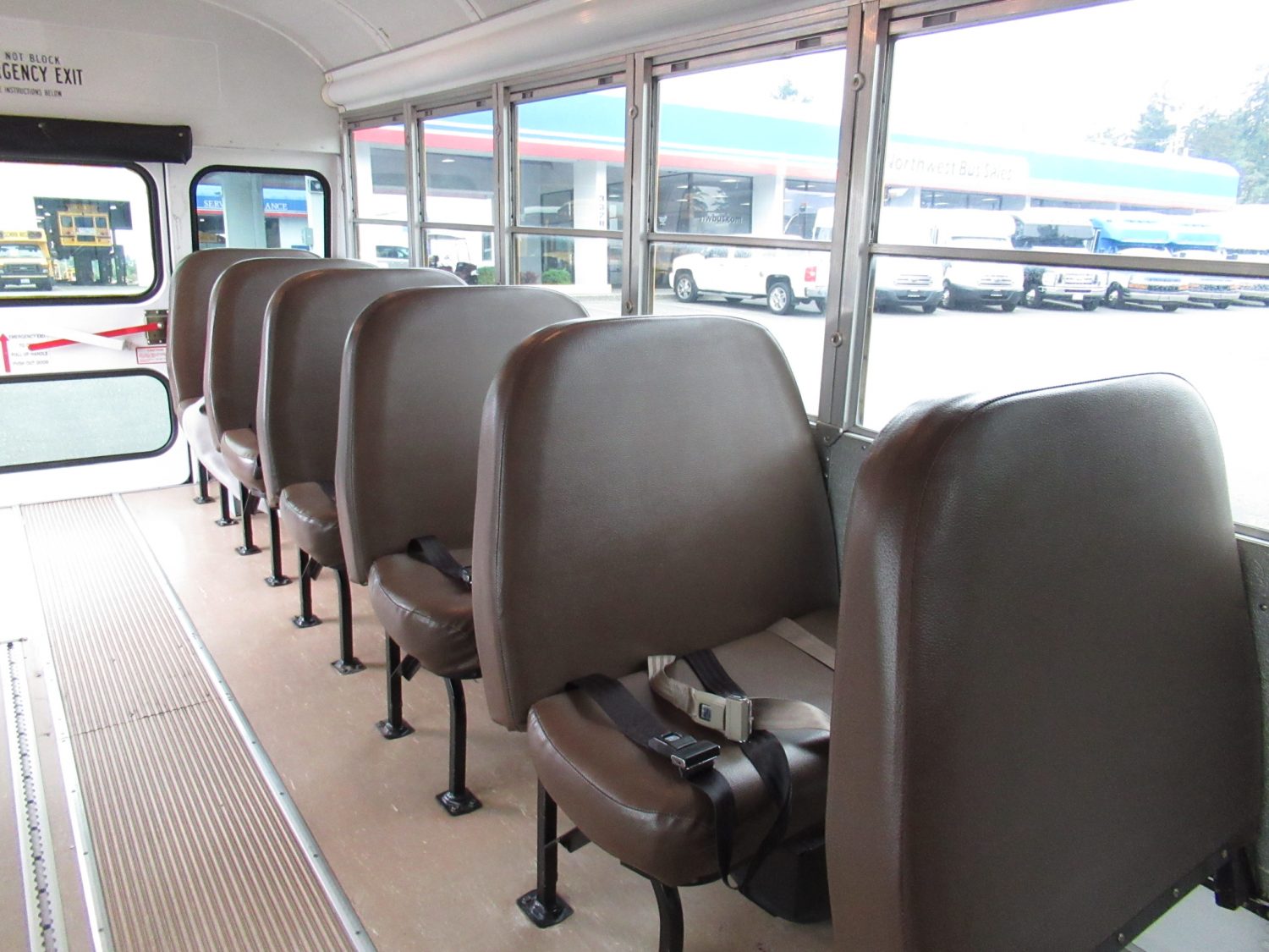 2006 Bluebird Vision 18+2 ADA Short School Bus - B31673 - Image 8