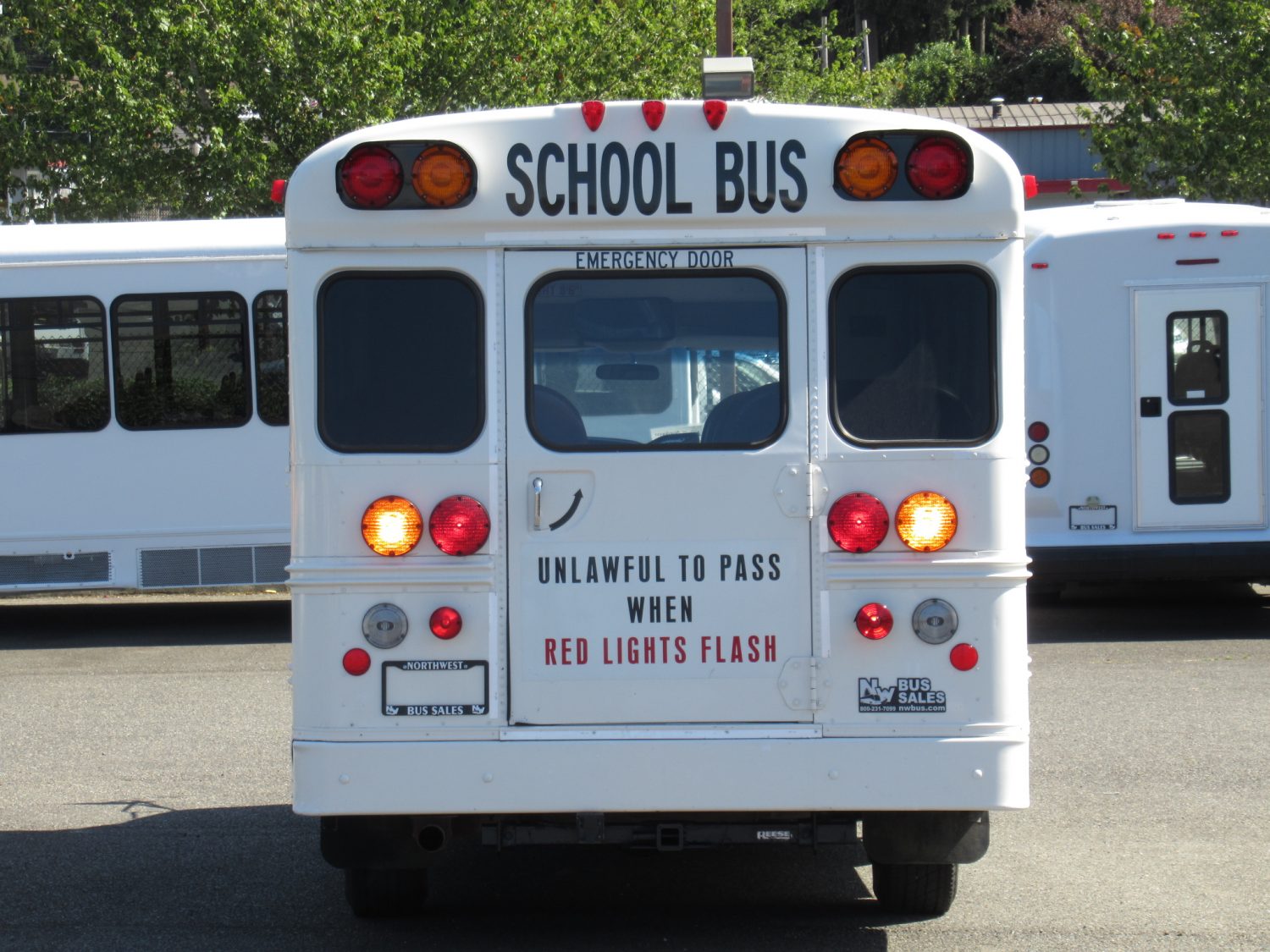 2002 Chevrolet Blue Bird Micro Bird 14 Passenger School Bus - B29703 - Image 11
