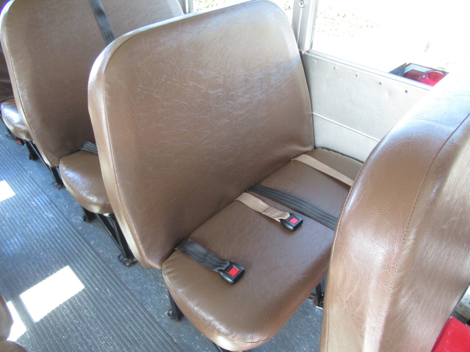 2002 Chevrolet Blue Bird Micro Bird 14 Passenger School Bus - B29703 - Image 9