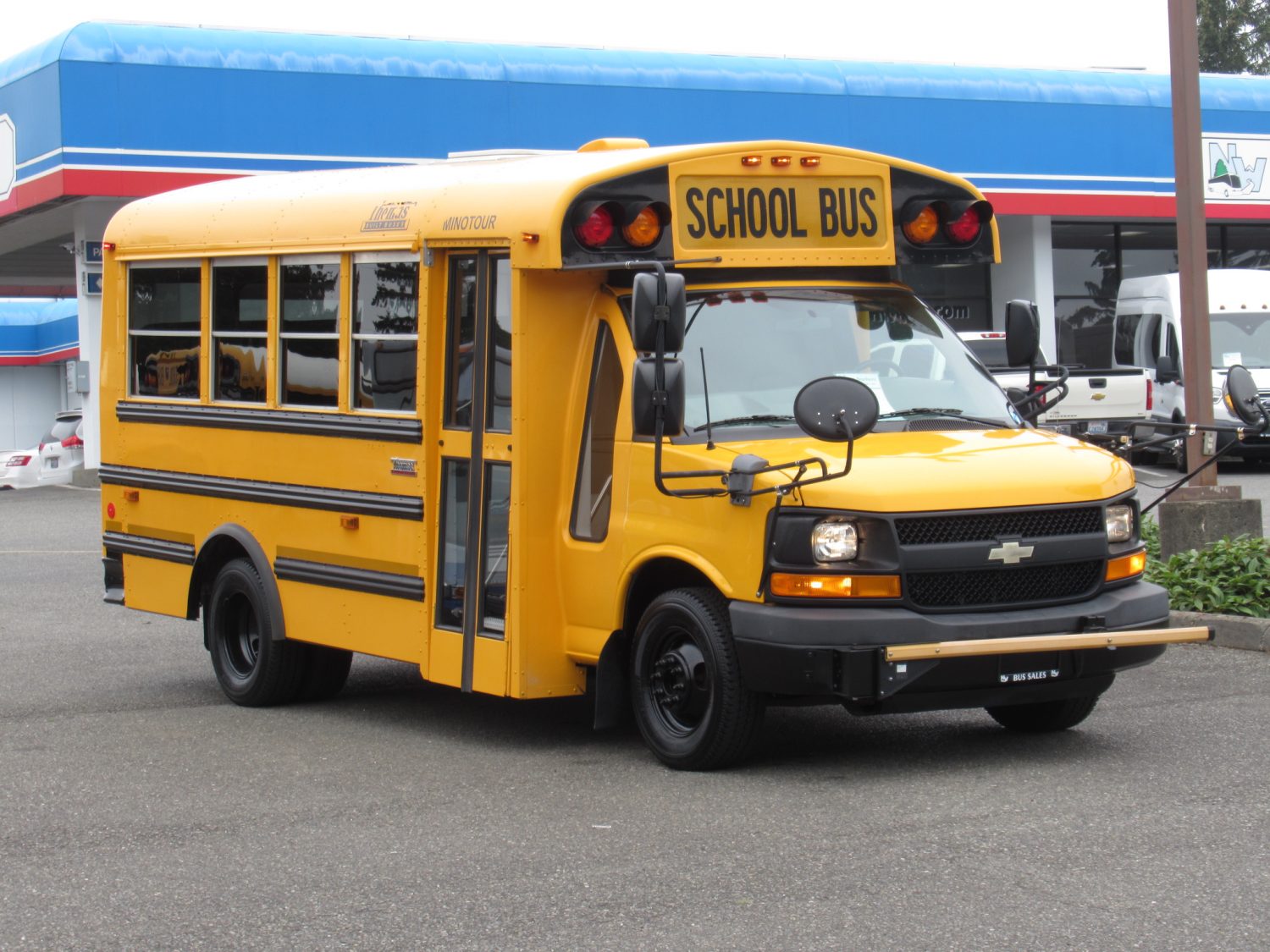 2013 Chevrolet Thomas 23 Passenger Type-A School Bus - B06111
