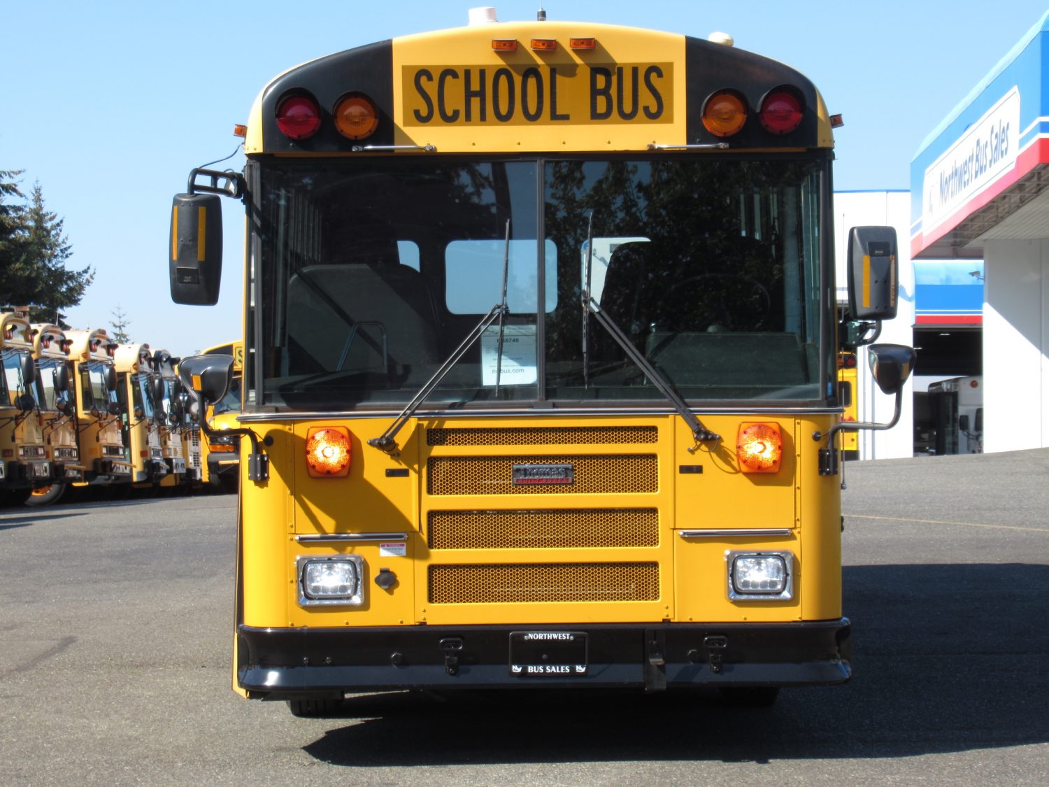 2006 Thomas Saf-T-Liner 16+3 ADA Short School Bus - B65748 - Image 12