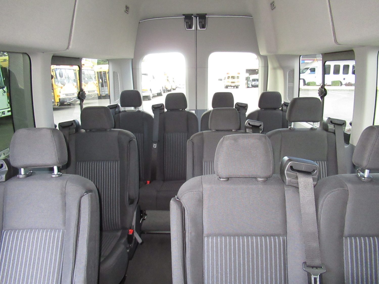 2015 Ford Transit 14 Passenger Van + Rear Luggage - S21944 - Image 6