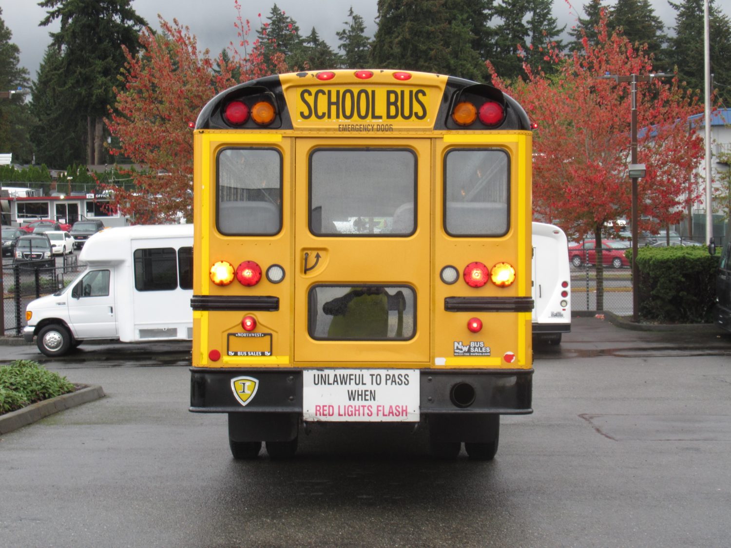 2010 IC CE-300 71 Passenger School Bus - B89343 - Image 11