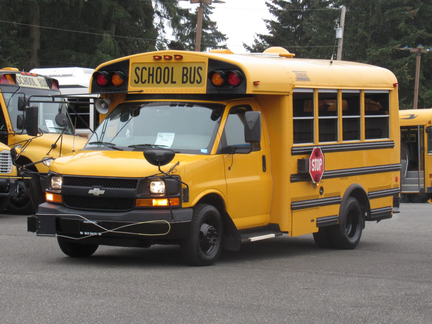 2010 Chevrolet Thomas 24 Passenger Type-A School Bus - B36535 - Image 2